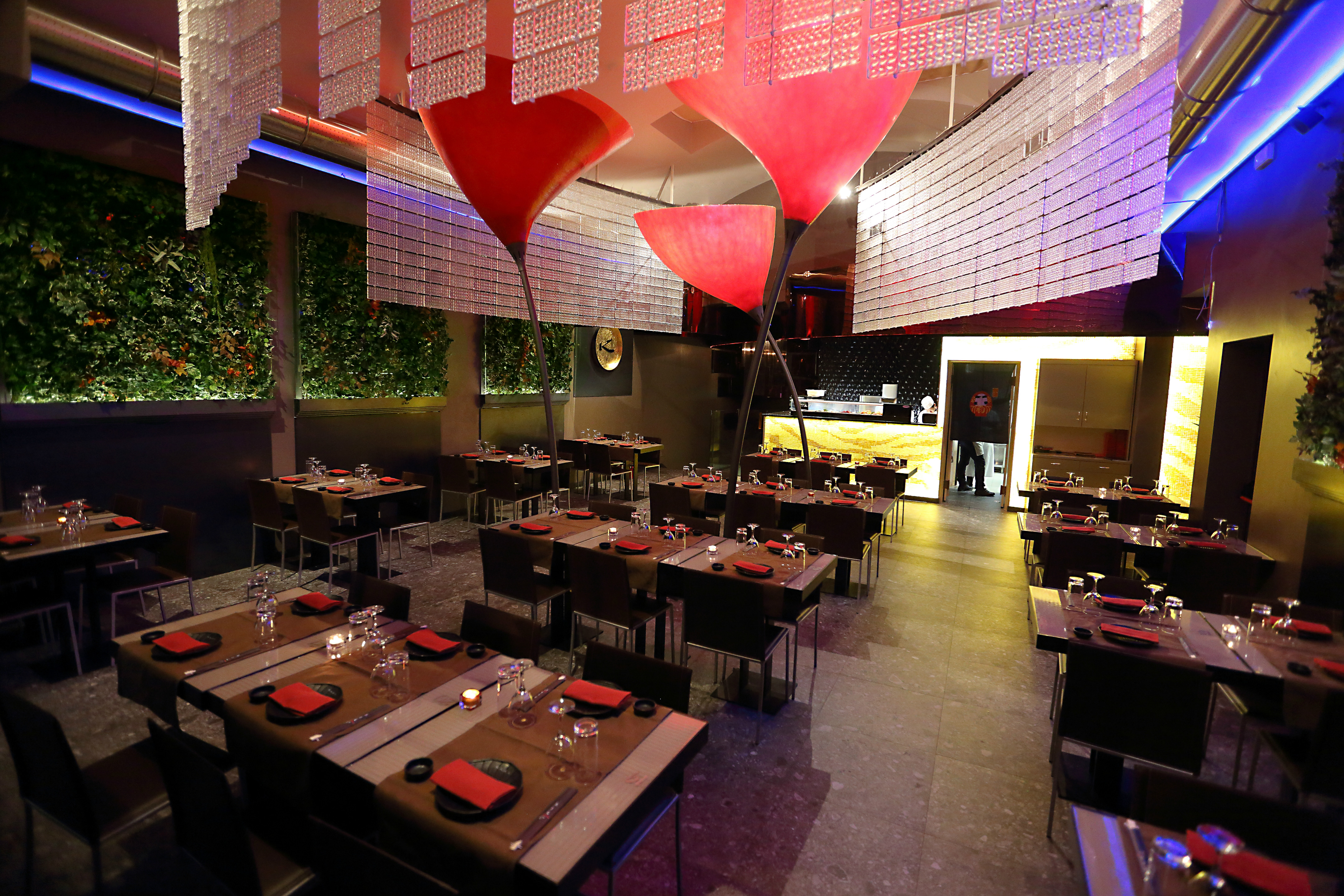 惊艳米兰的“KANJI LIGHT”融合餐厅-5