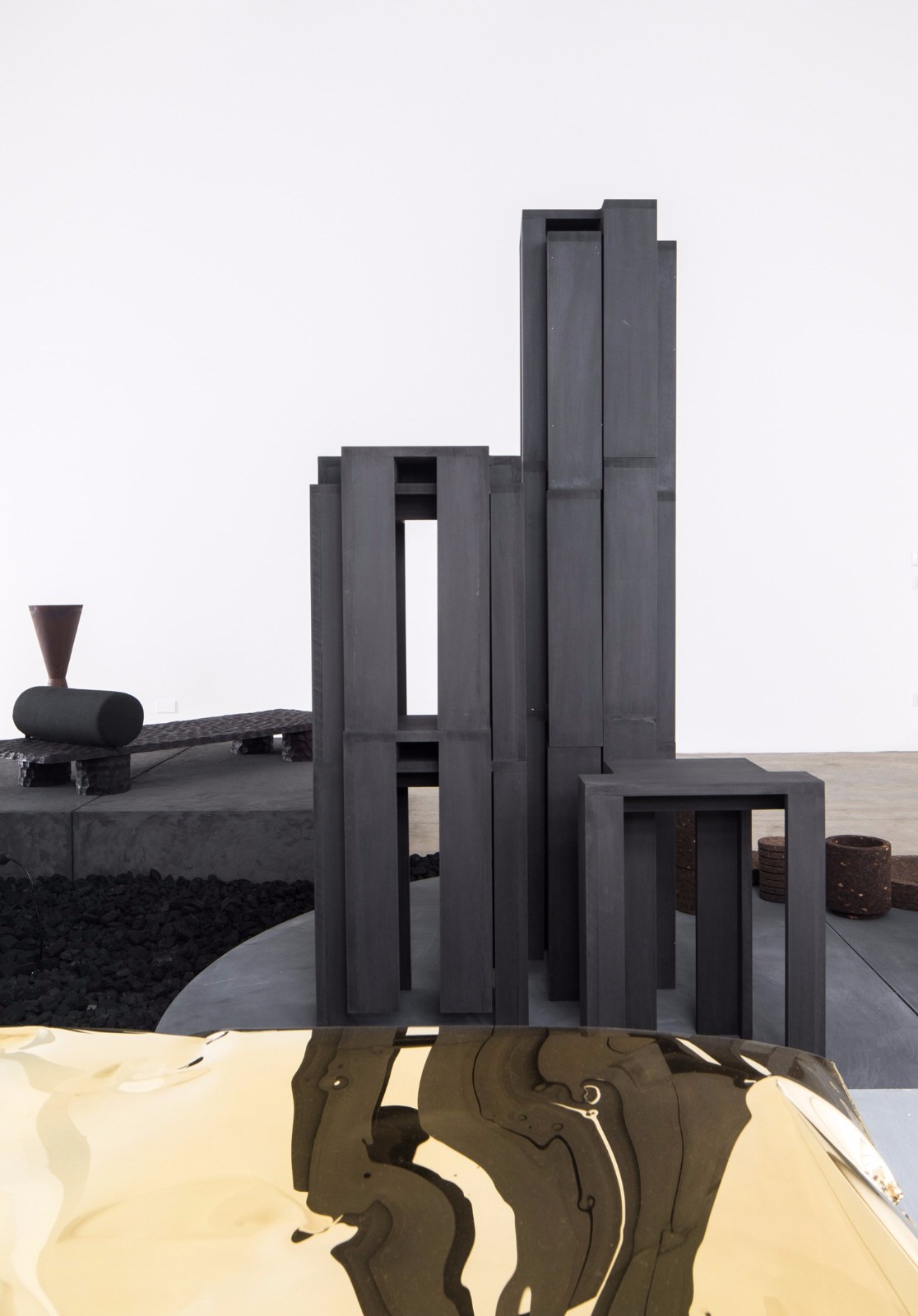 禁欲主义设计师工业装置 | 比利时新设计之大胆情感-15