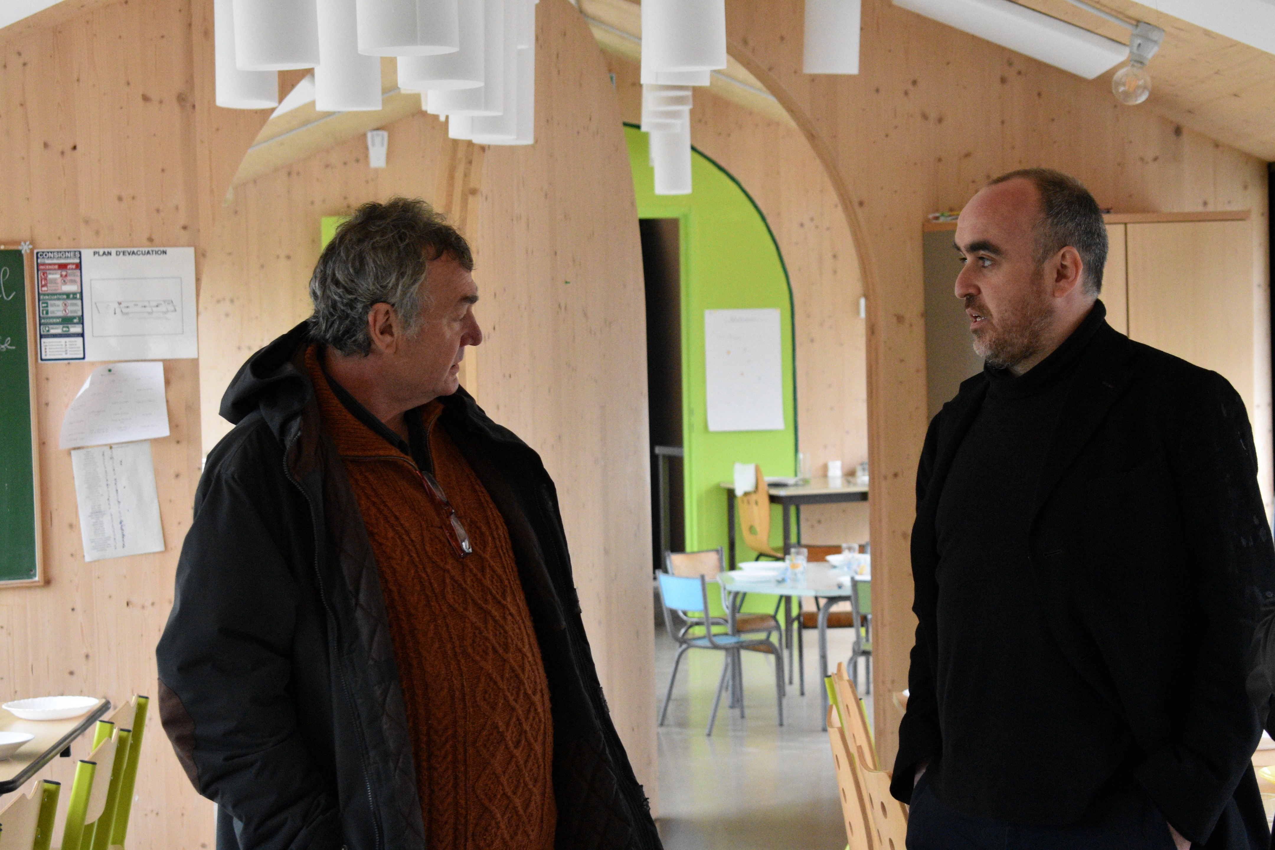 蒙布朗·博卡松学校食堂-46