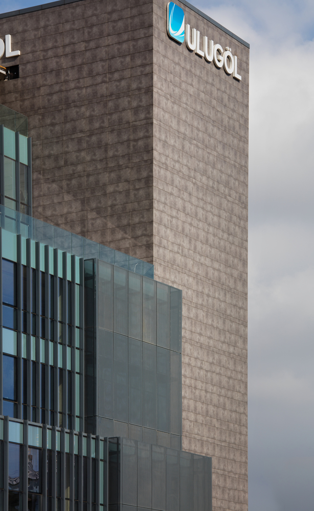 乌卢格·奥托莫蒂夫办公大楼-29