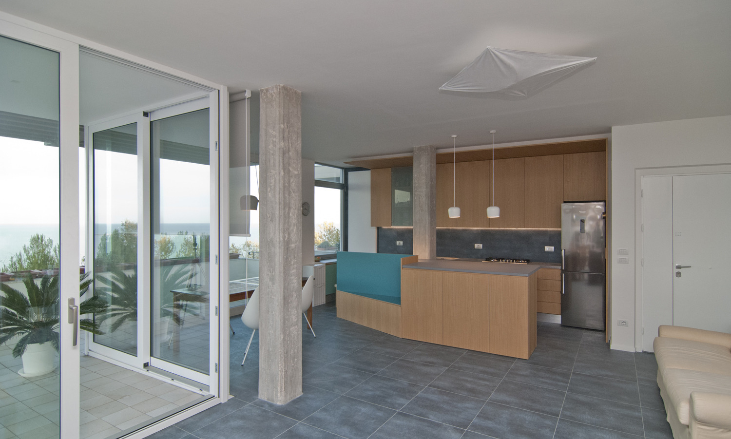 海景公寓的室内设计之旅 | 打破界限，融入海洋-29