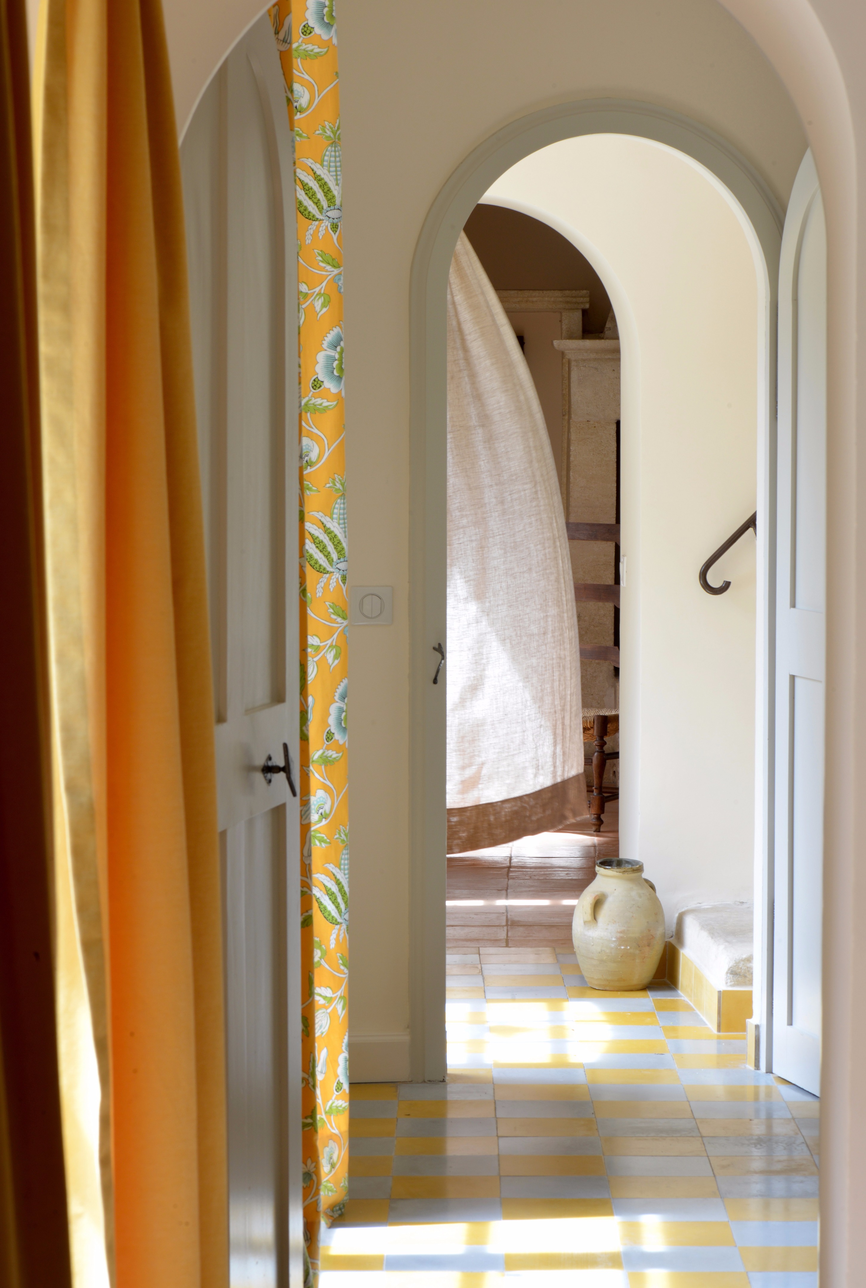 普罗旺斯香薰世家住宅设计-12