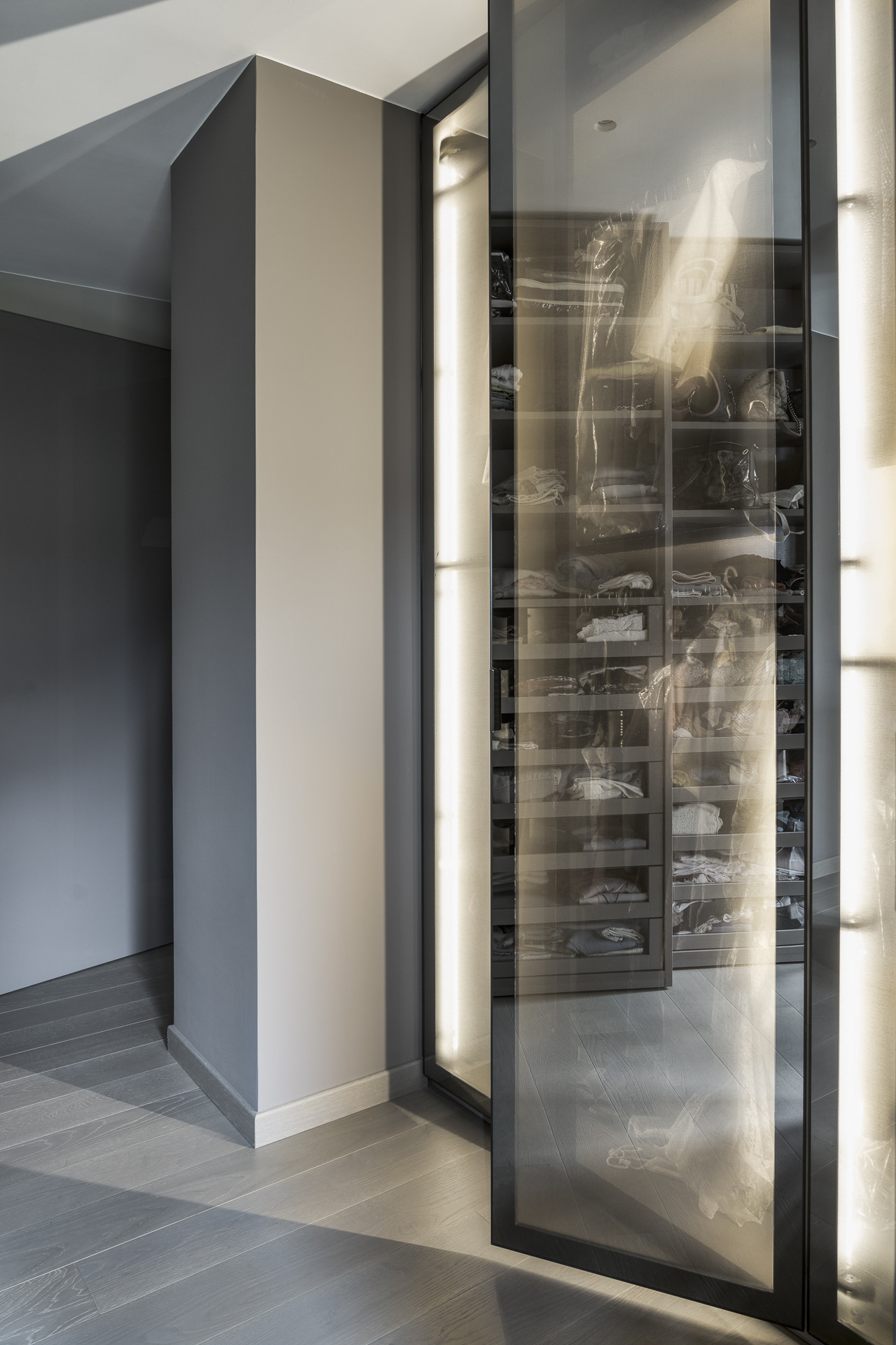 蒙特卡洛海景公寓的翻新之旅-18