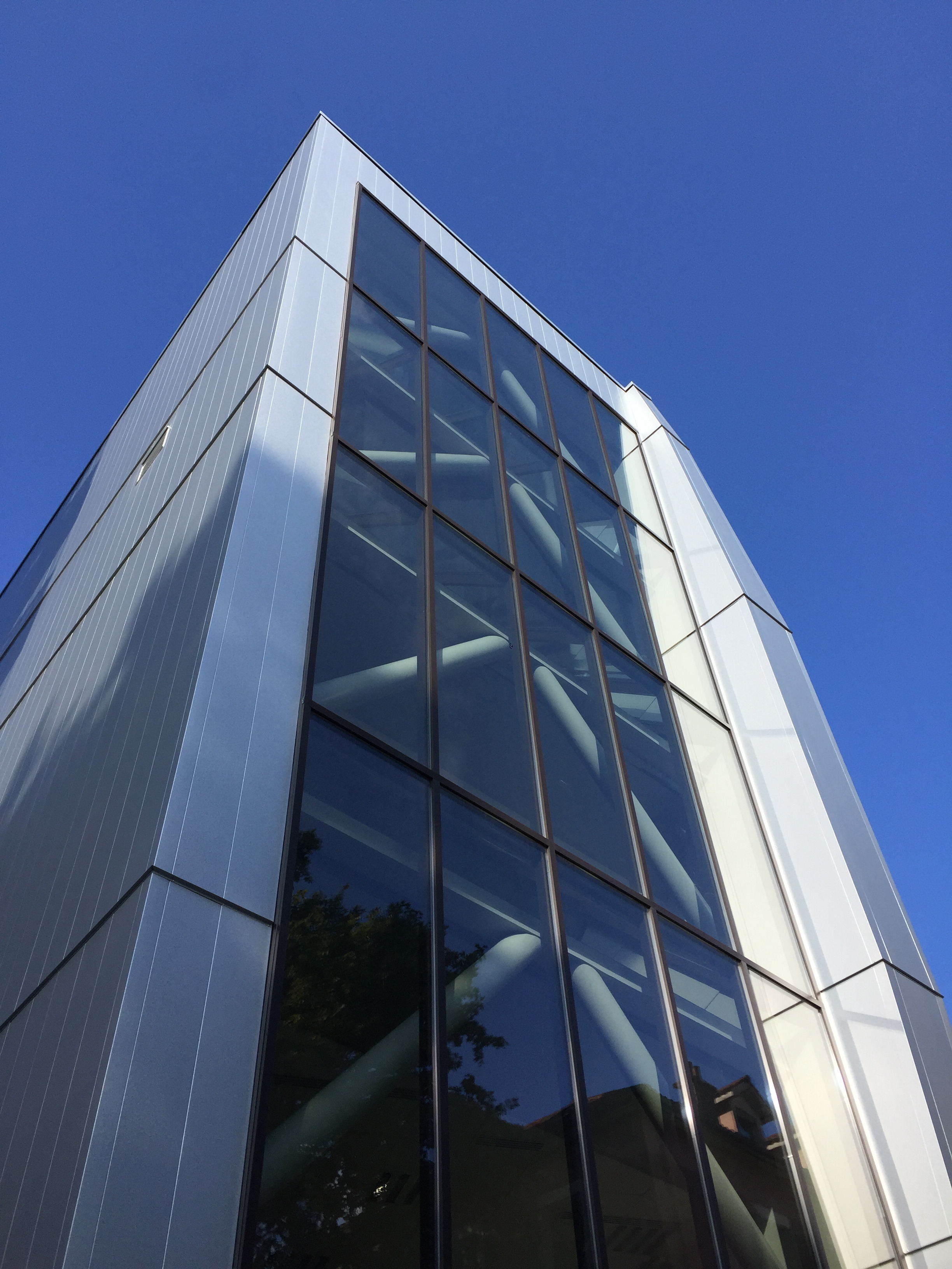 绿色节能的 Palladium 办公楼-4