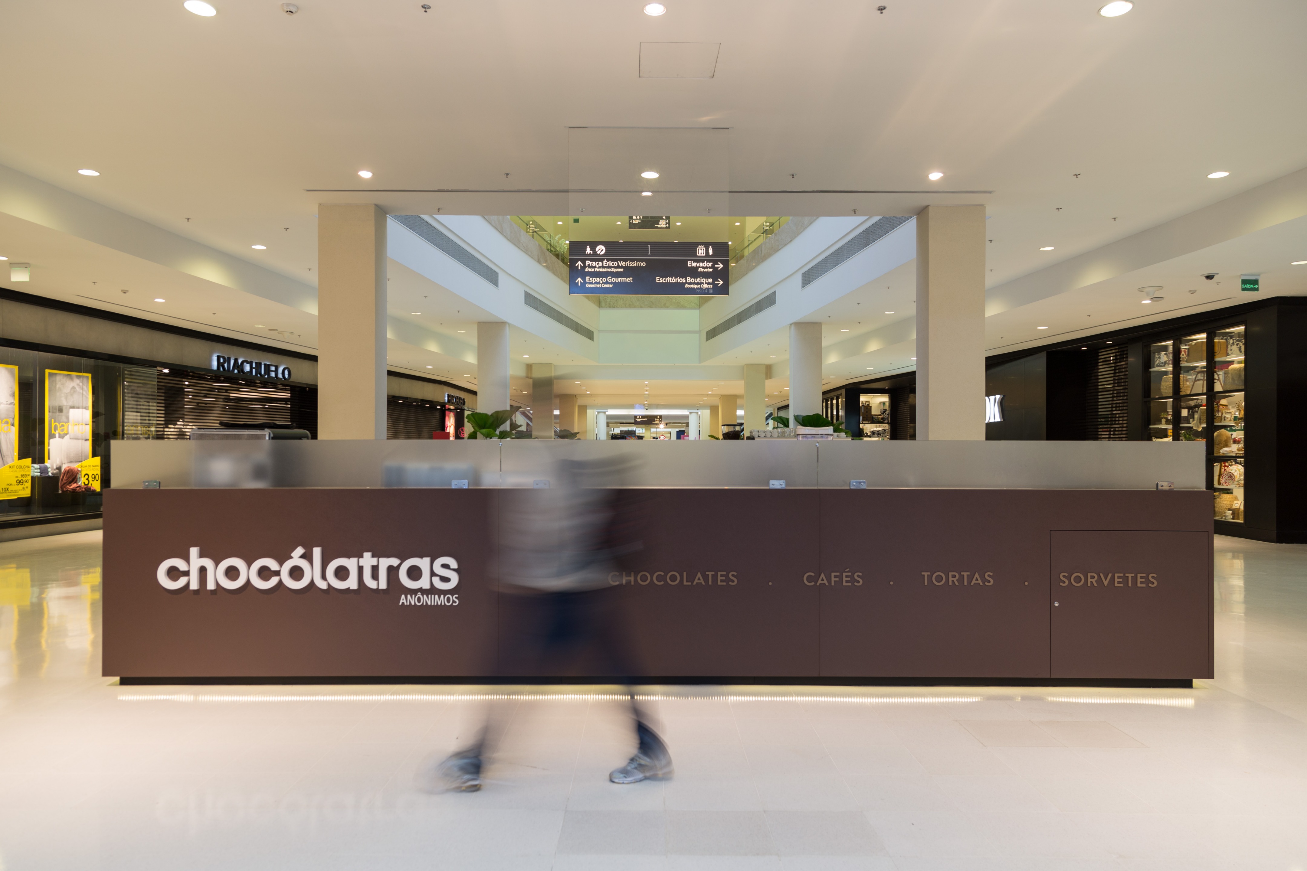 巧克力主题咖啡馆设计-0