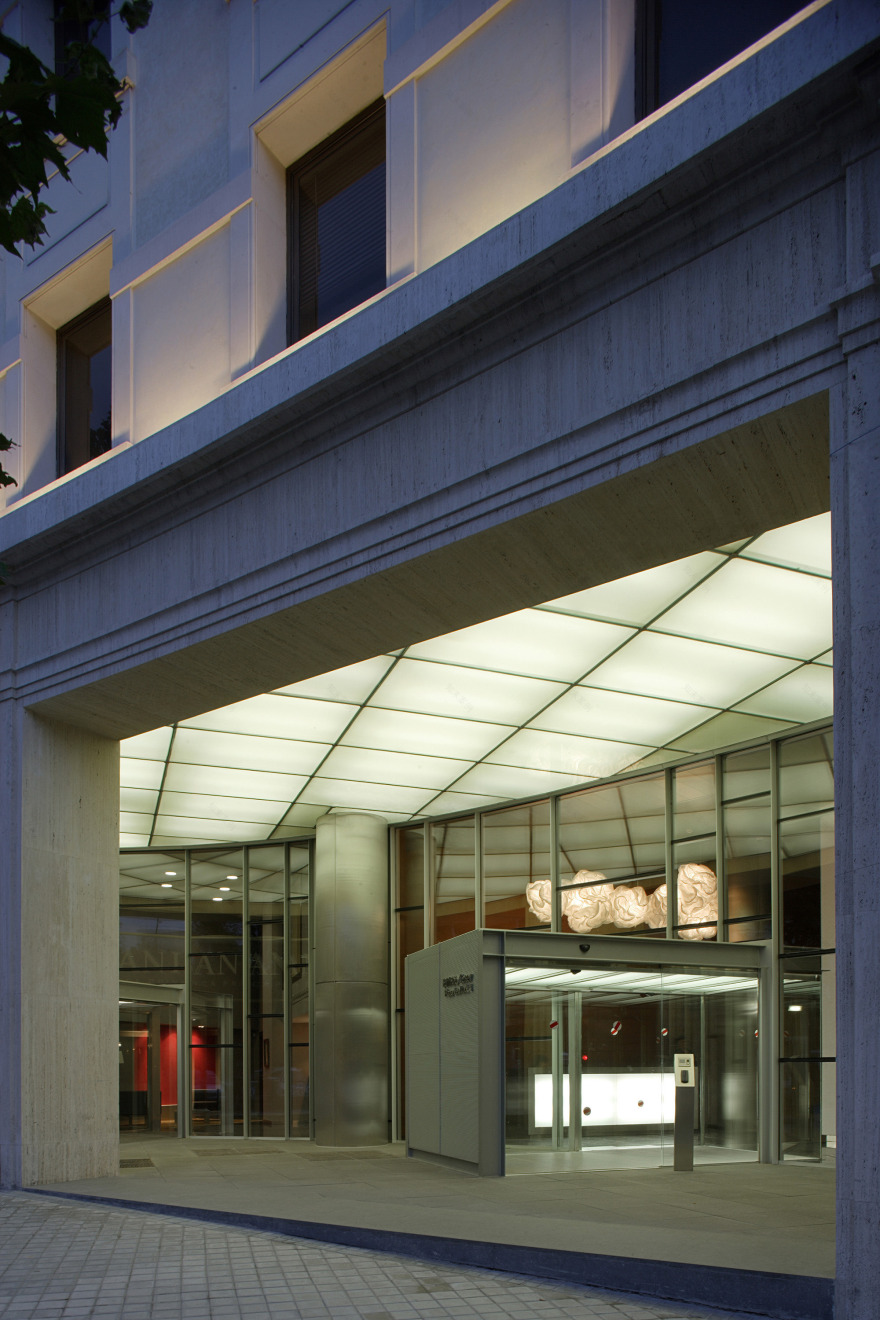 2005 年完工的 Caser Building 室内设计赏析-9