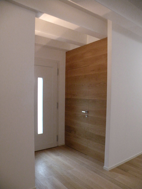 独特三角形地块上的现代别墅设计-14