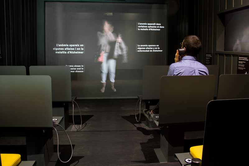 Talking Brains 展览设计-92