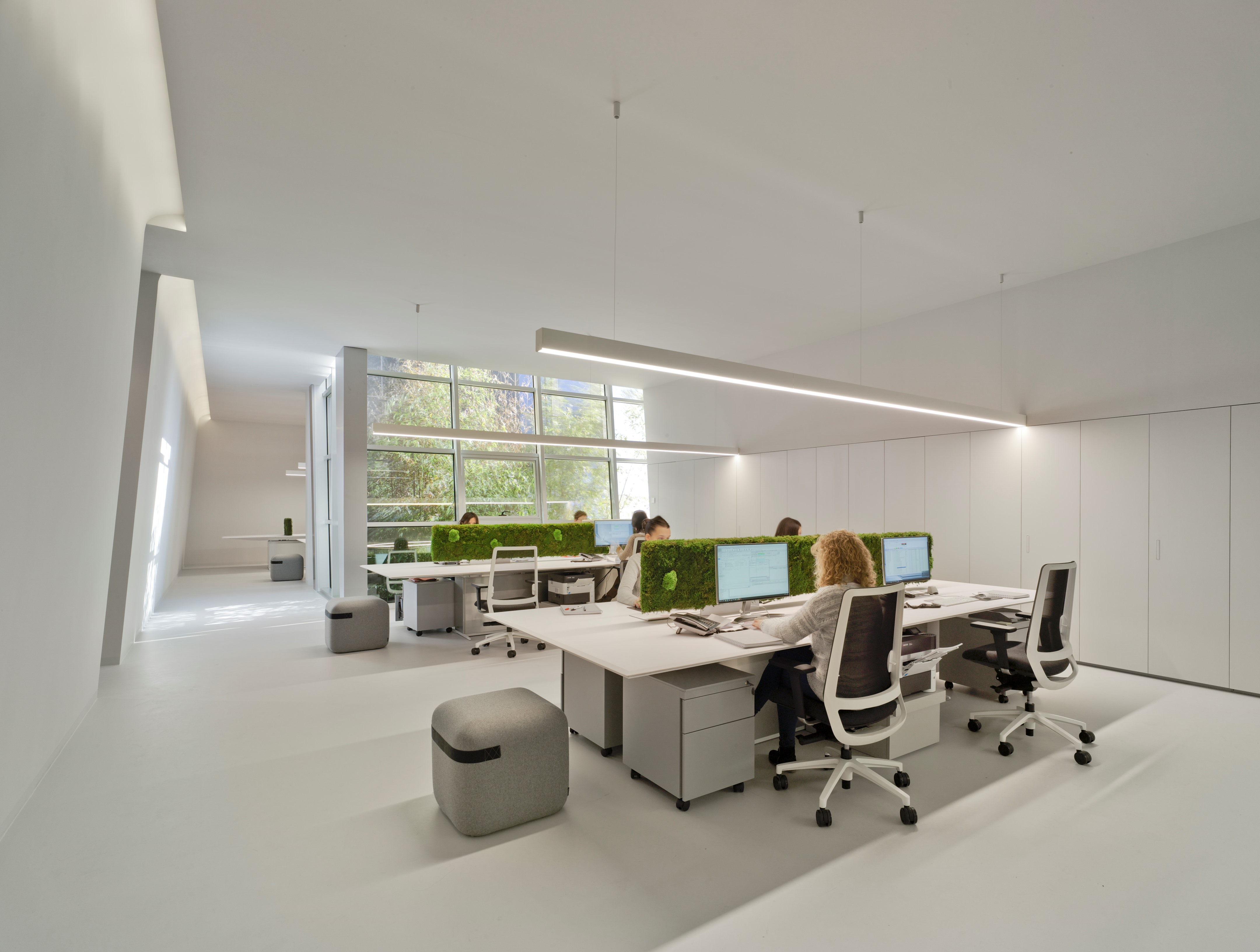 竹影婆娑的 GOMARCO 总部办公空间-25