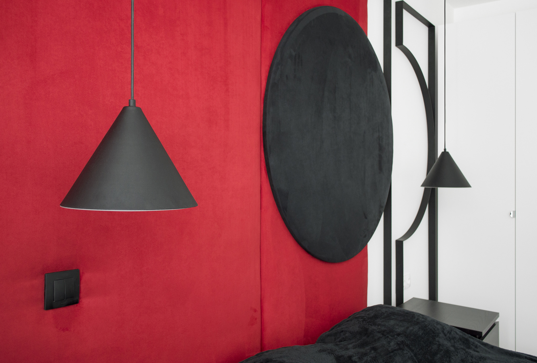 保加利亚索非亚公寓的包豪斯风格室内设计-11