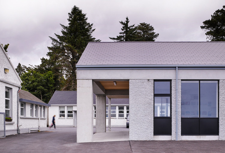 Extension to Secondary School  Paul Dillon Architects-4