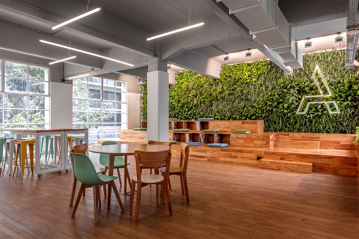 灵活多变的空间设计,打造线上线下融合的教育基地-7