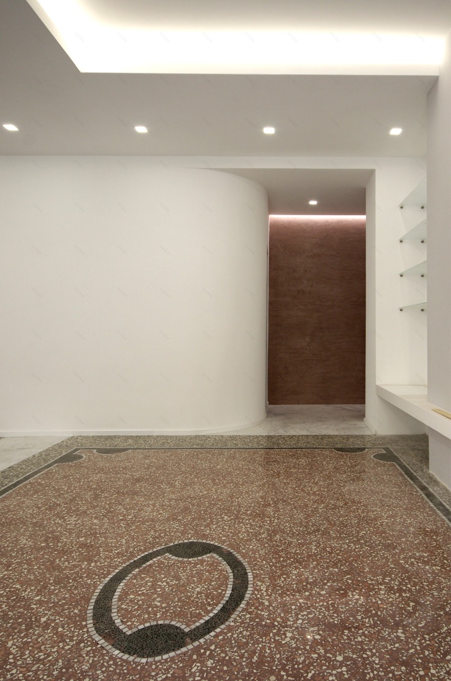 历史与当代交融的罗马公寓设计-0