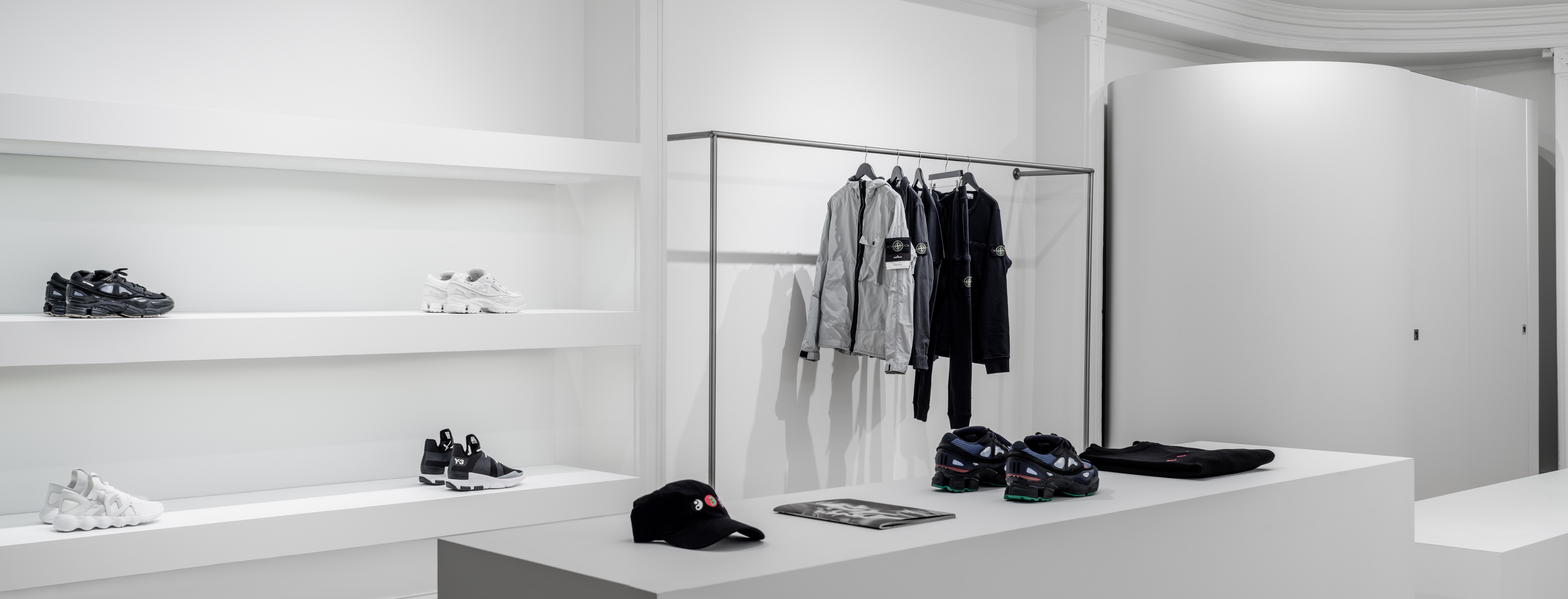 RCHMND 多品牌时装店-0