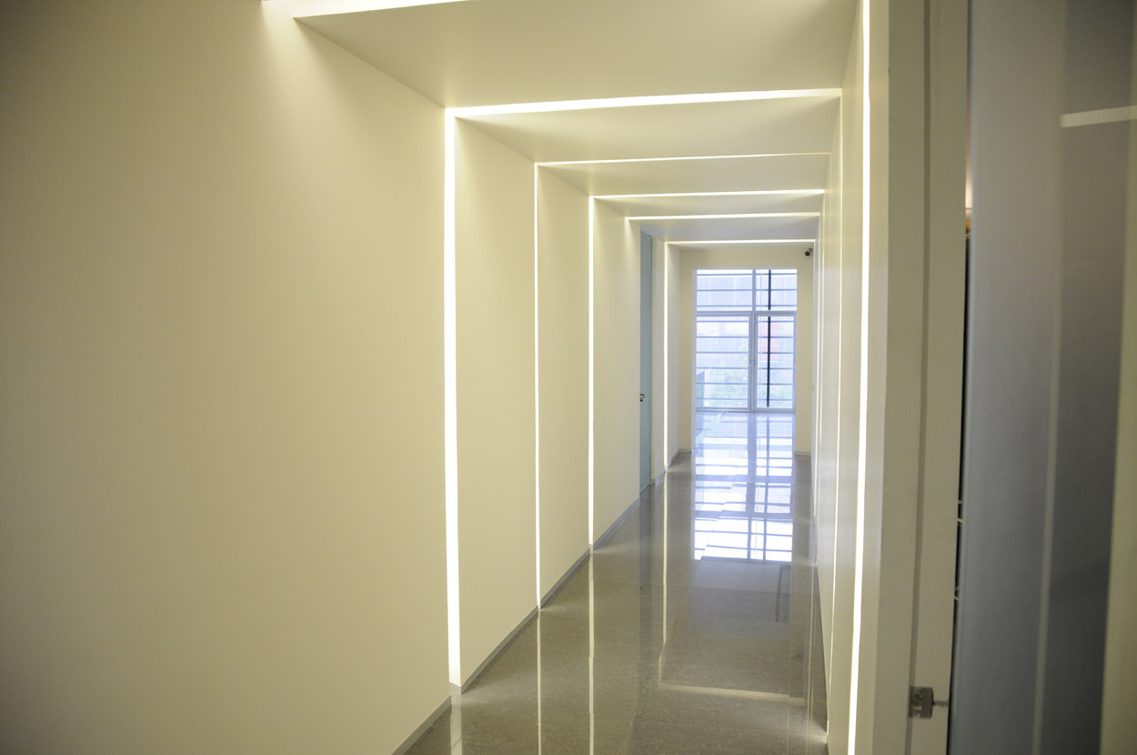 墨西哥 Pavisa 办公大楼 | 现代简约的办公空间-39