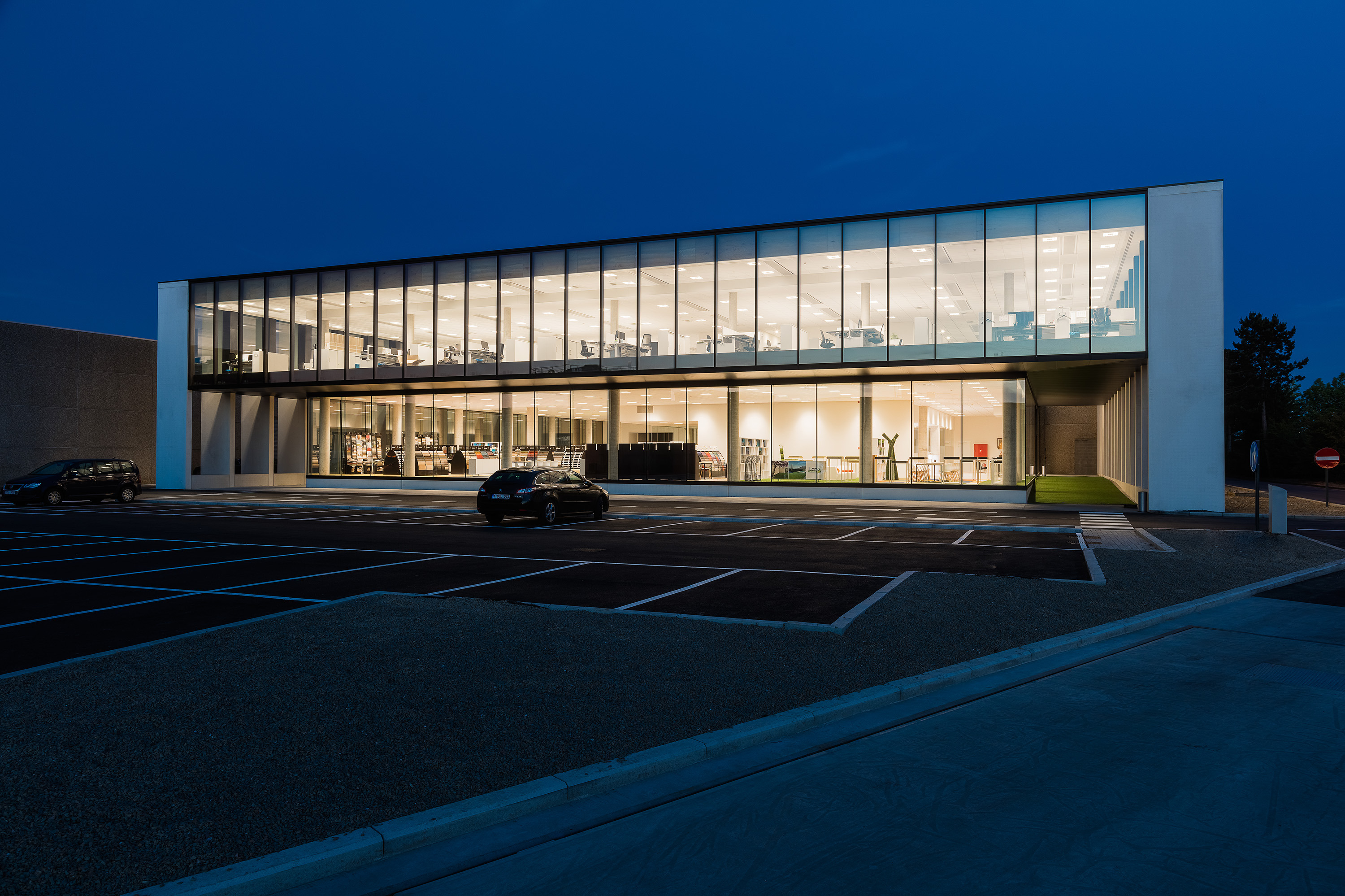 莱诺地毯公司总部-6