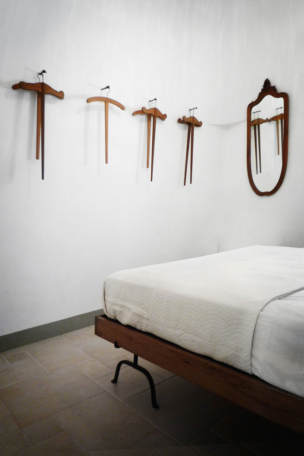 意大利古堡翻新,打造独特民宿体验-6