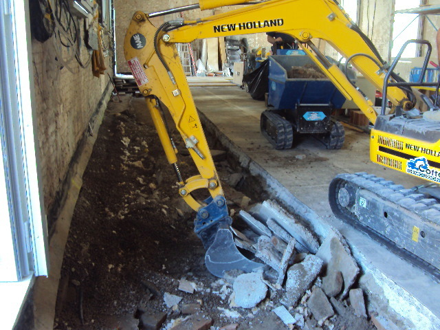 2013 年完成的意大利私人银行室内设计-1