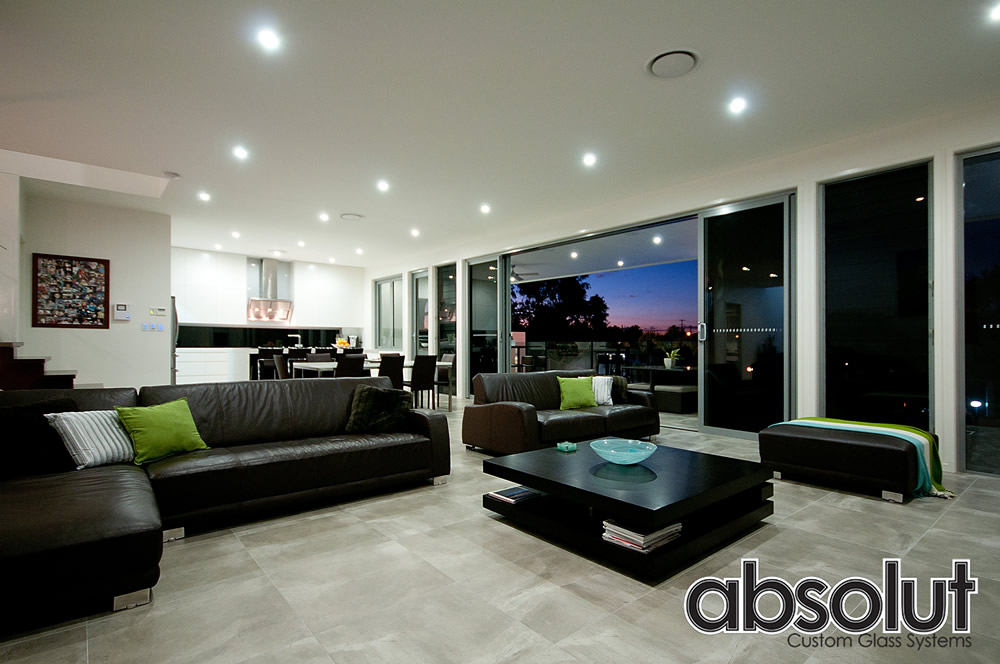 无框玻璃现代住宅设计-8