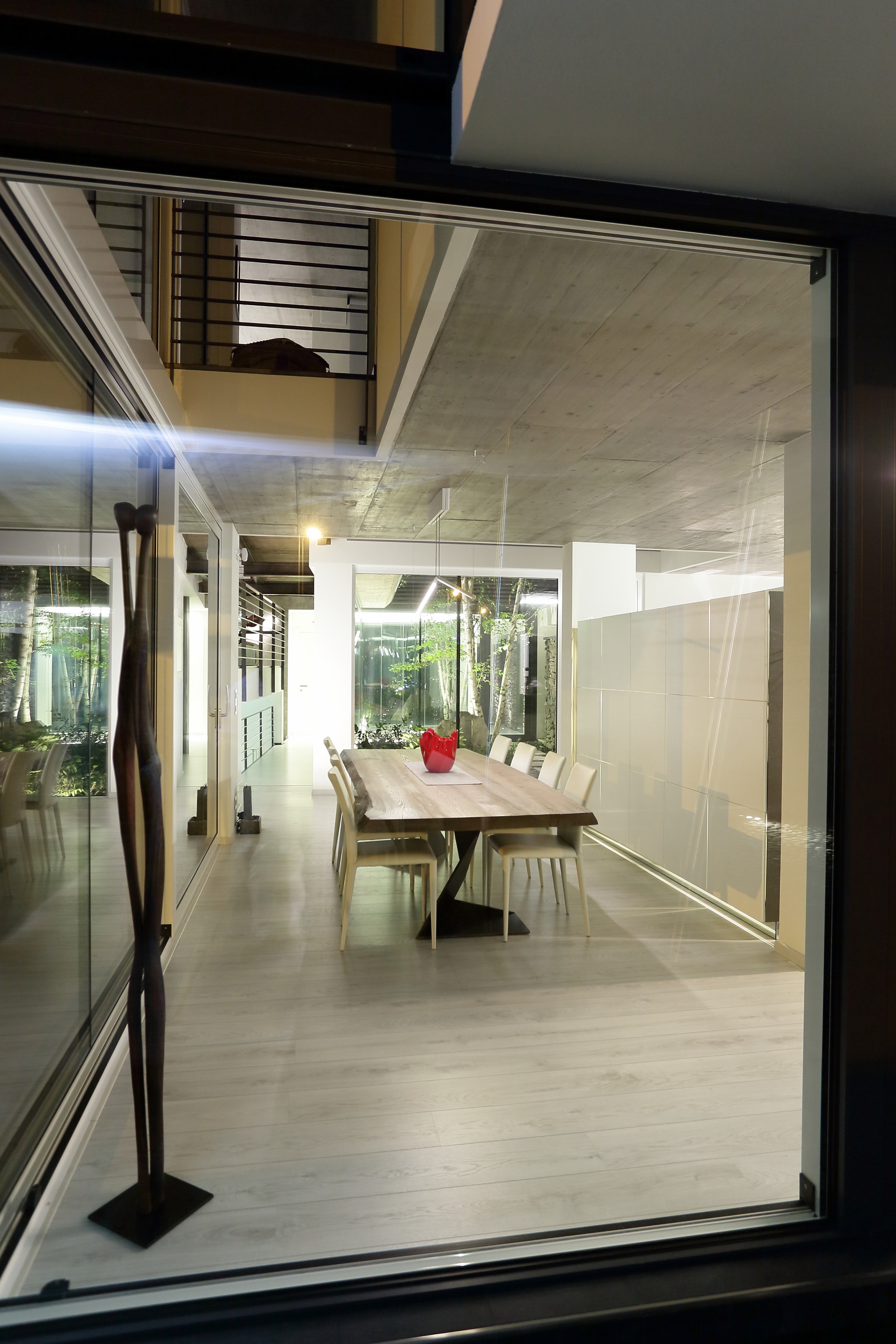 光影交织的"Villa di Luce e Riflessi"-48