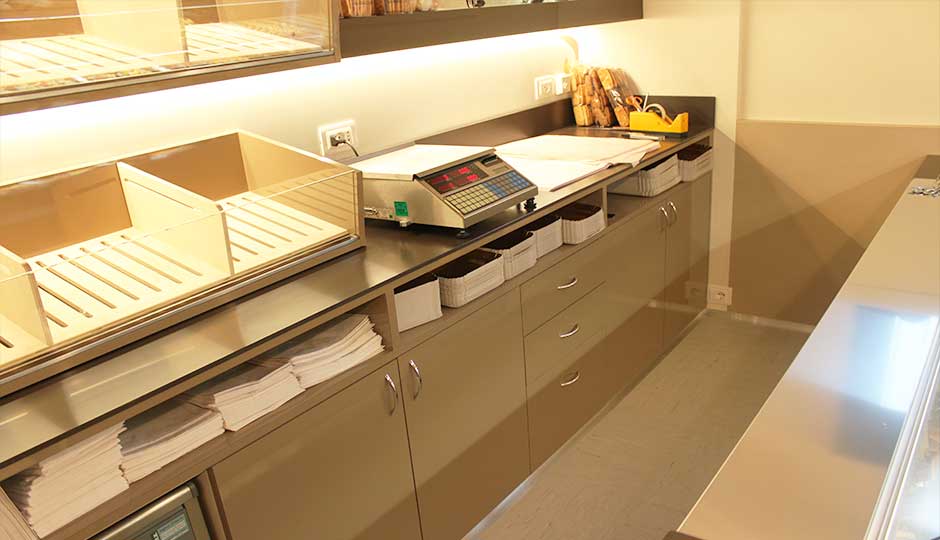 定制糕点店装修-18