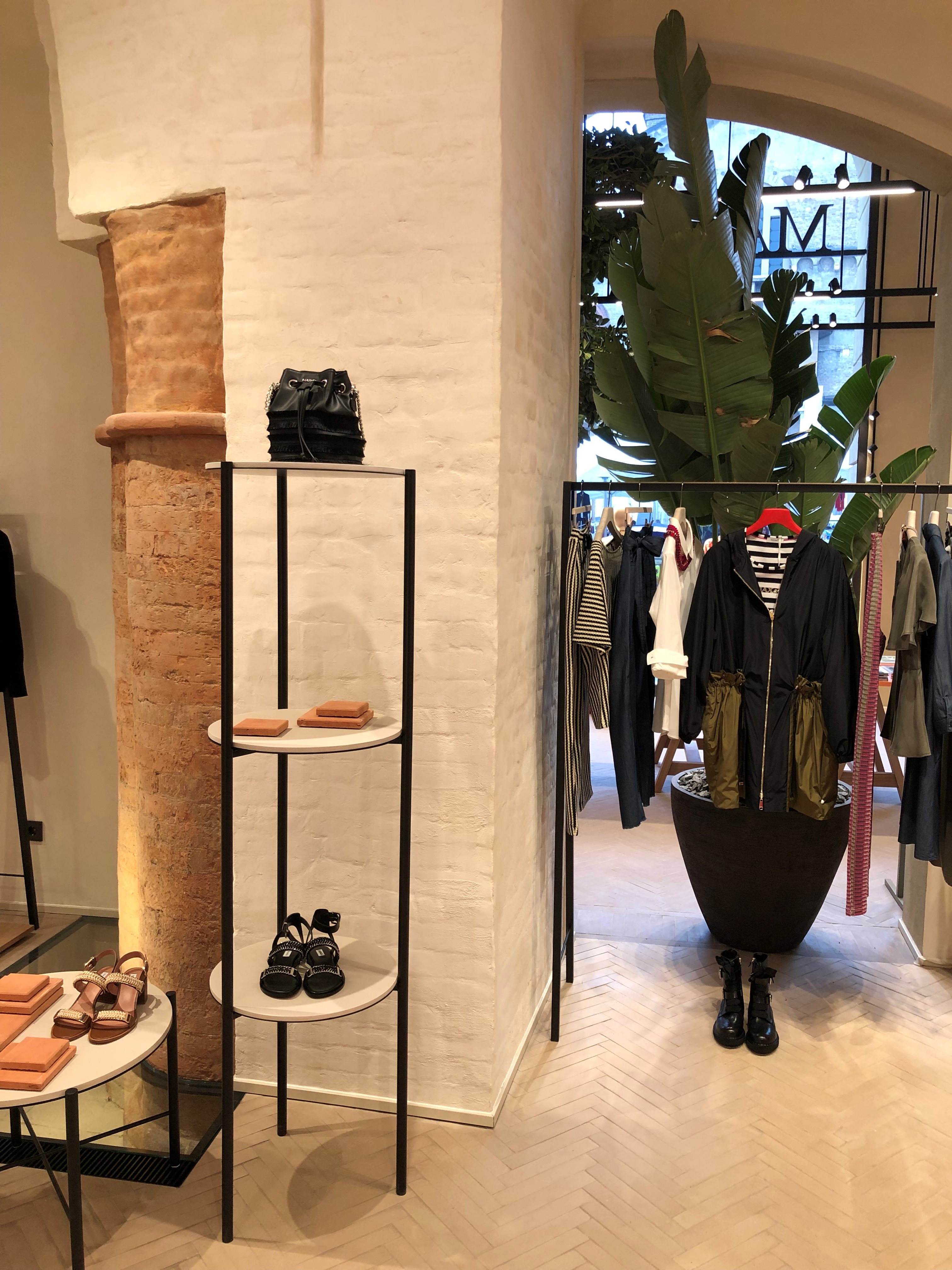 MAX&Co· 2019 年历史建筑修复与公共空间设计-110