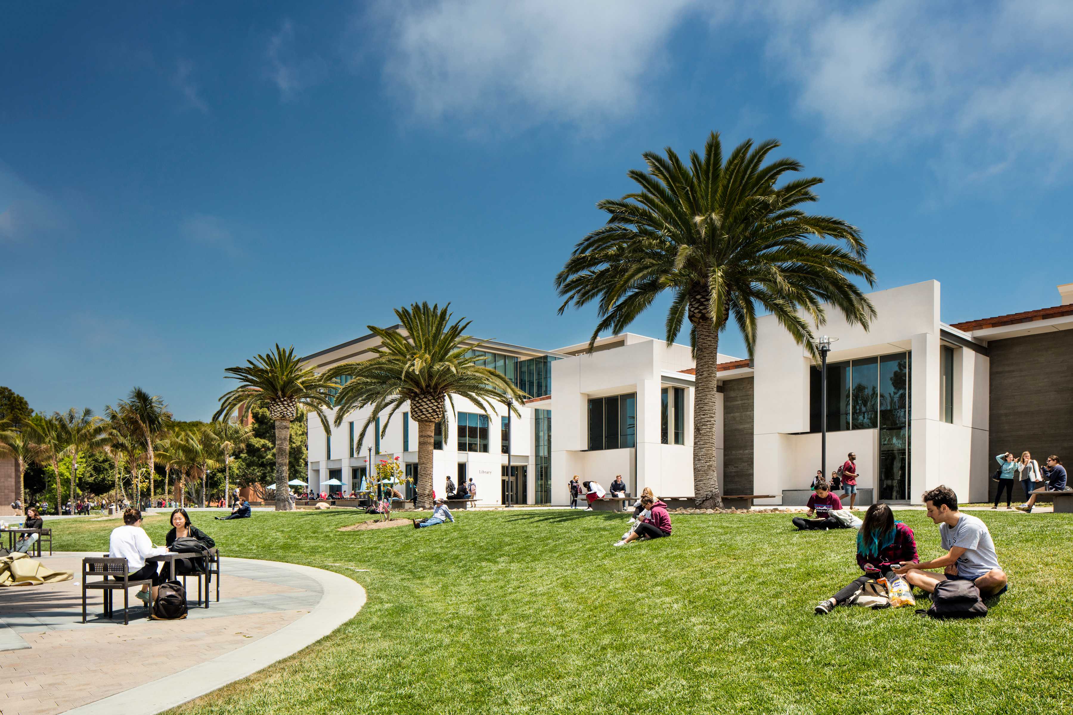 加州大学圣巴巴拉图书馆翻新升级,打造学生中心新地标-3