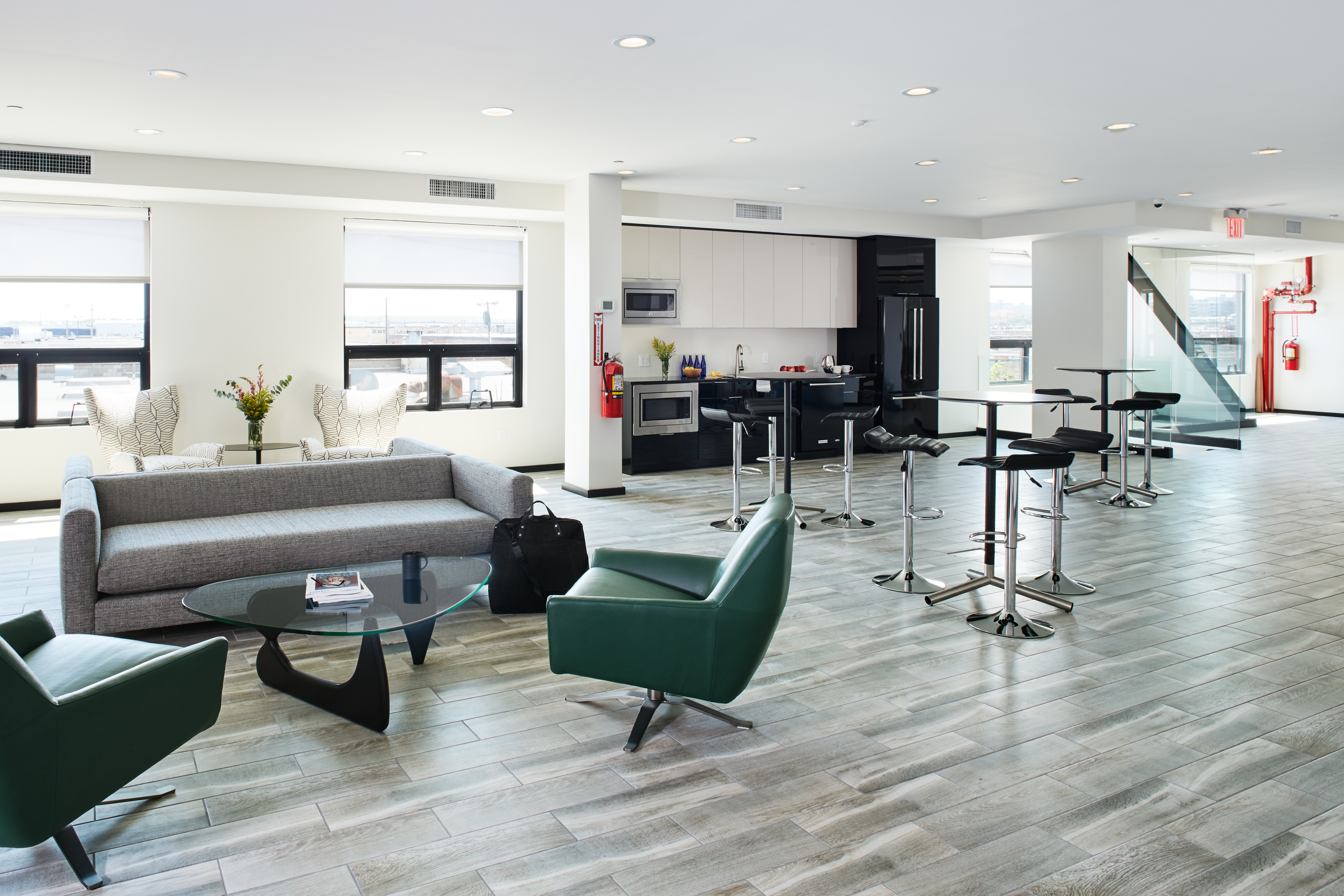 纽约布鲁克林 2016 年新建仓库室内设计案例解析-13