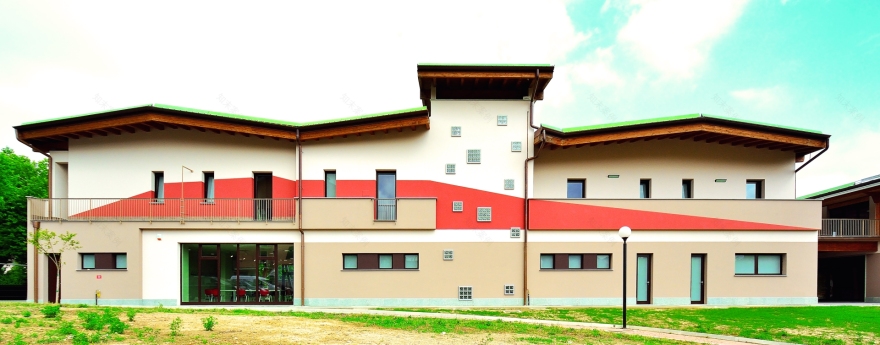 意大利北部城市广场重建,公共空间焕发新生-7