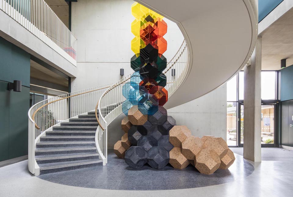 奥恩德尔学校科技大楼《STEM》雕塑设计-15