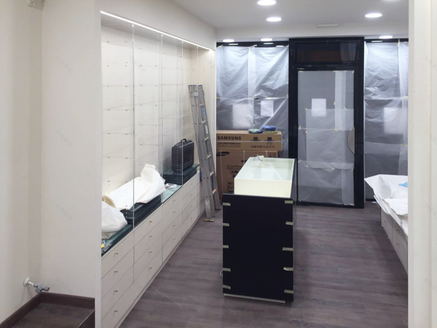 历史建筑中的香氛店重生-20