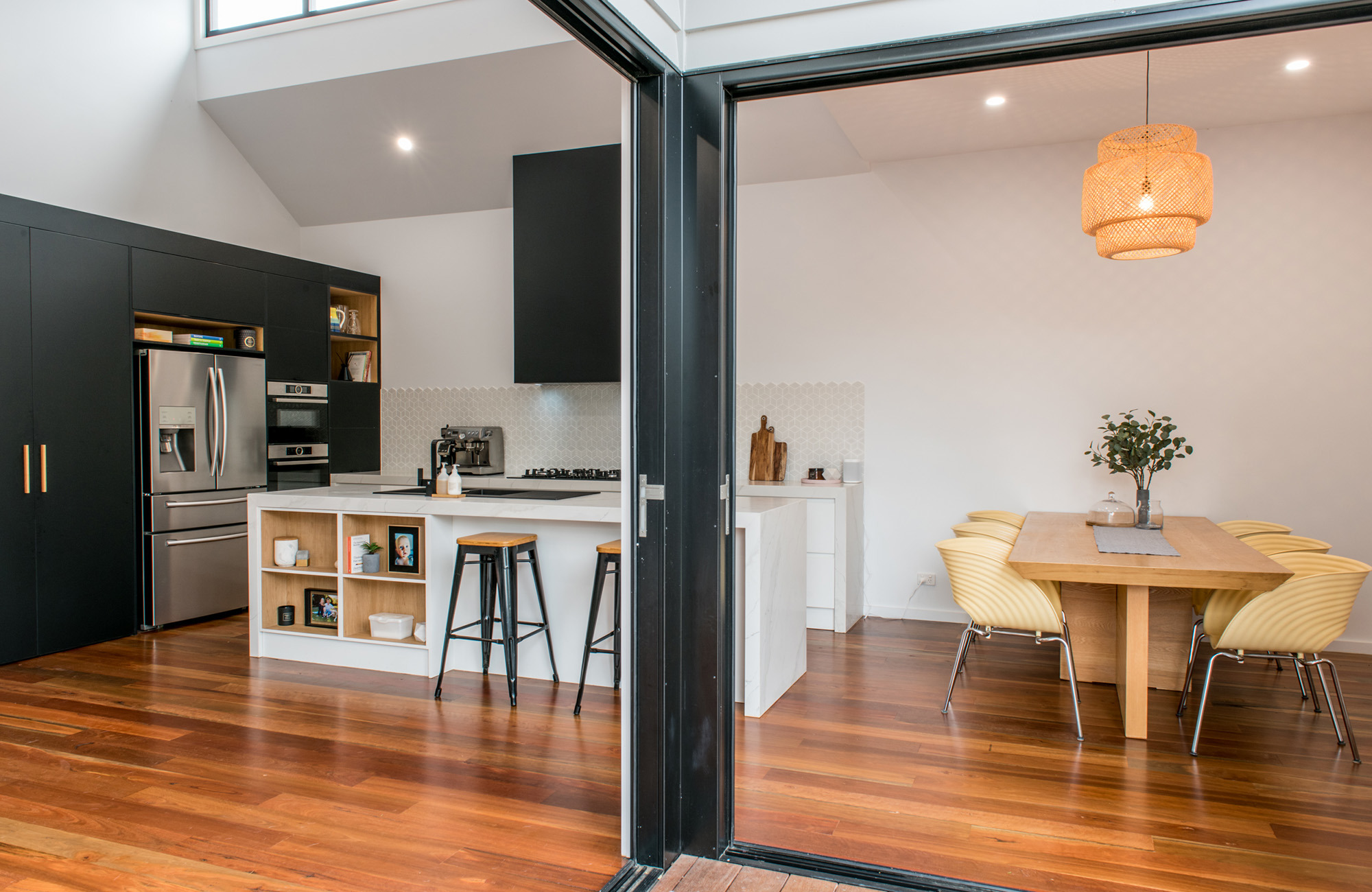 Melbourne 市郊的折纸风格住宅改造-39