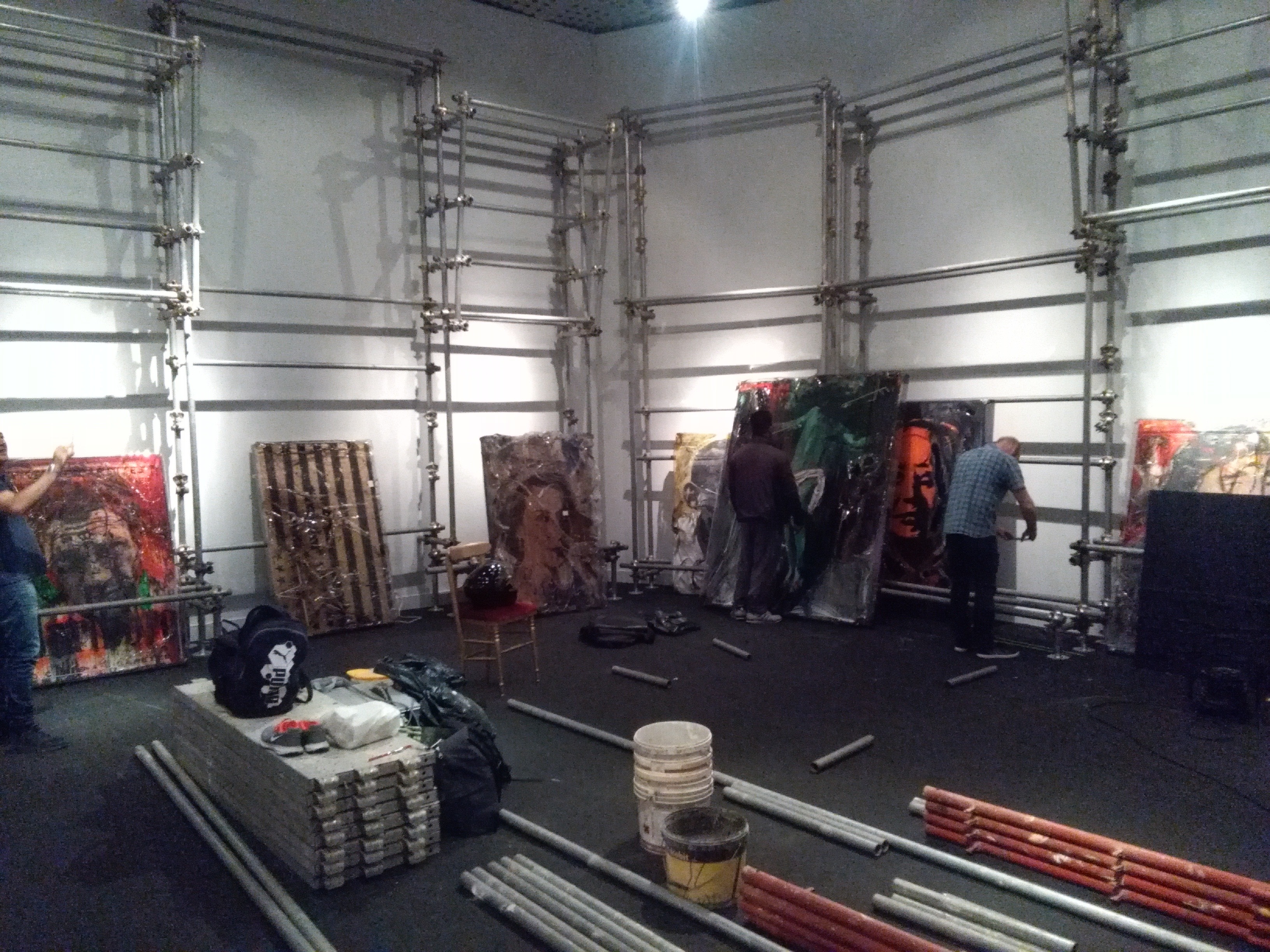 罗马维托里诺广场“燃烧”展览设计-14