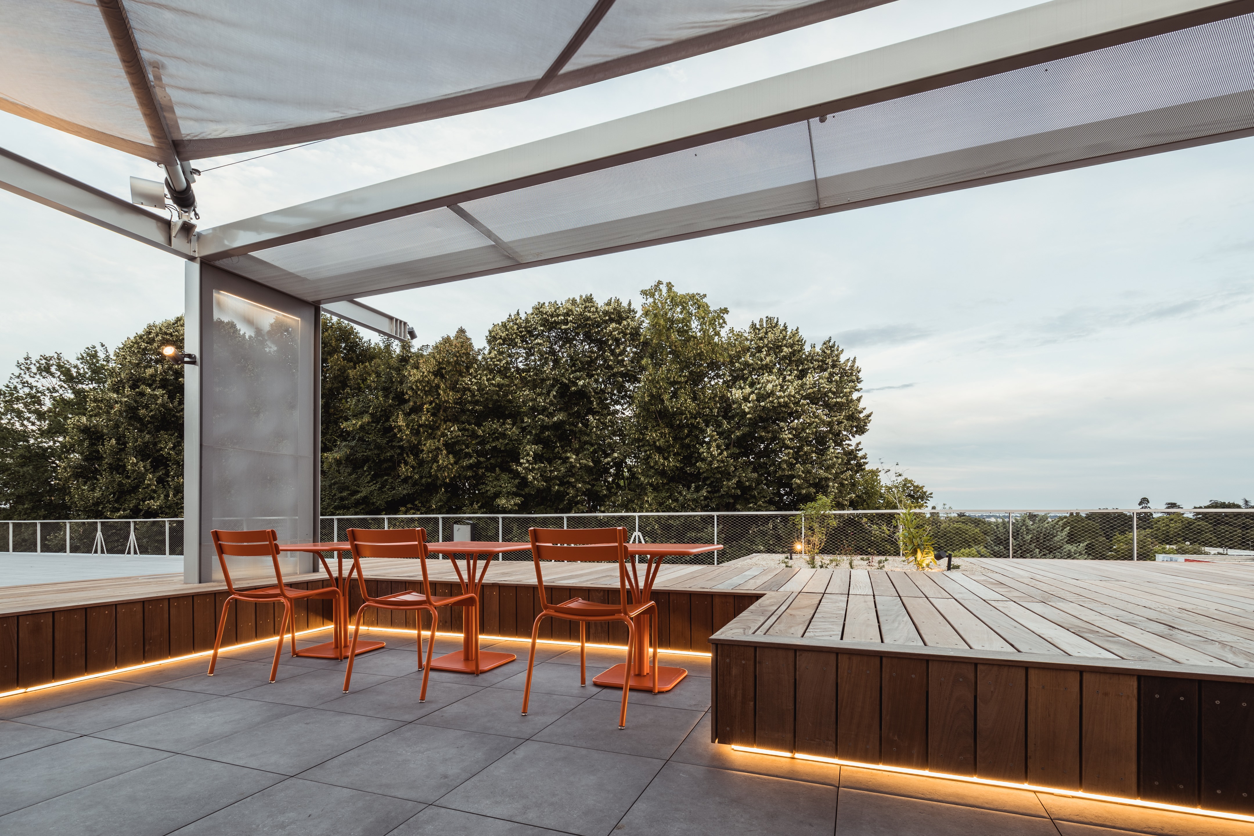 EM Lyon 商学院屋顶露台改造-30