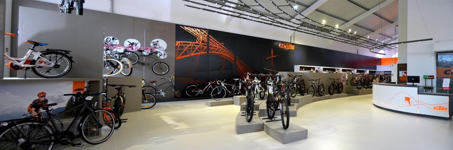 KTM Megastore 室内设计案例-4