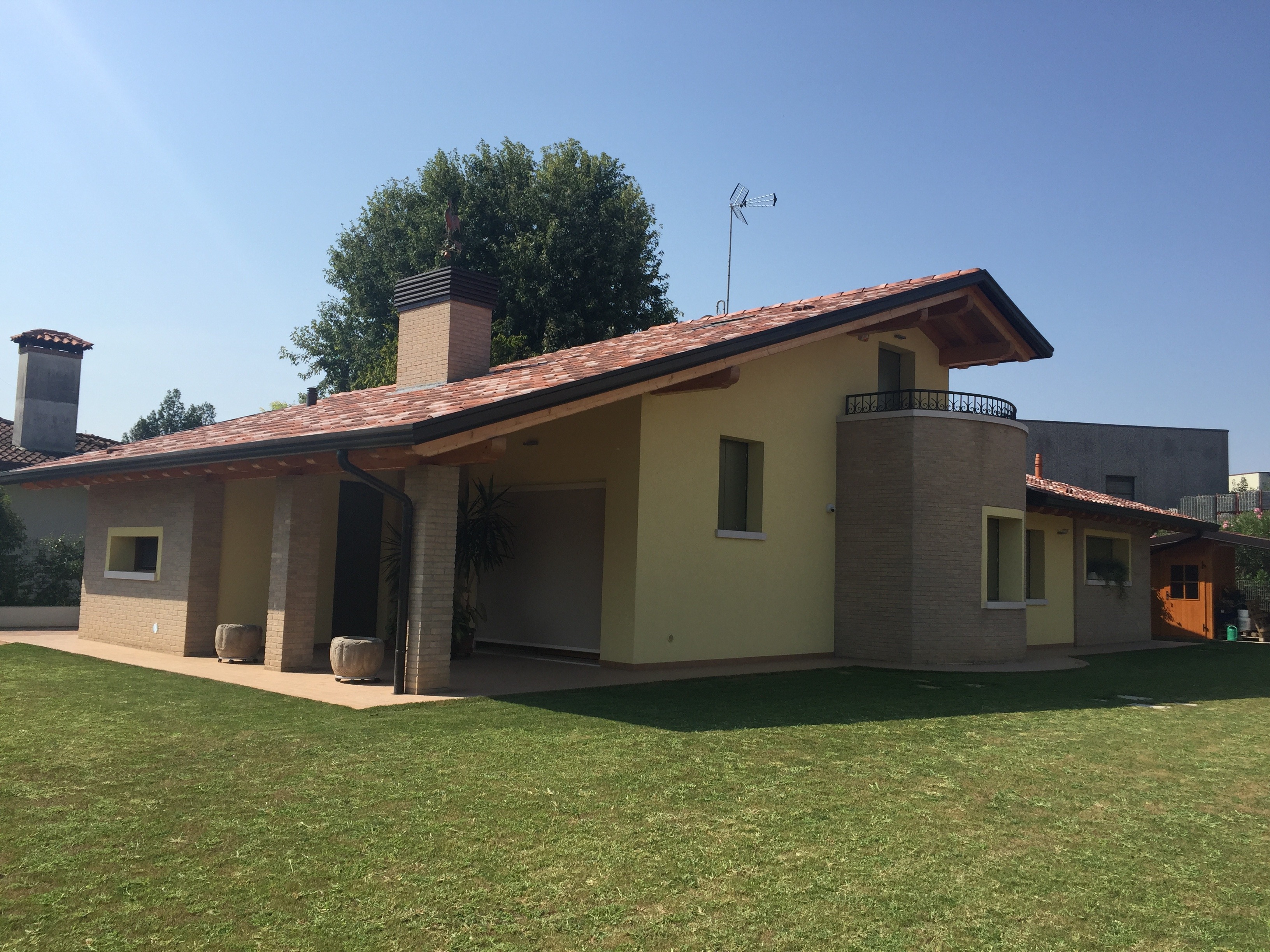 单家庭别墅设计案例-2