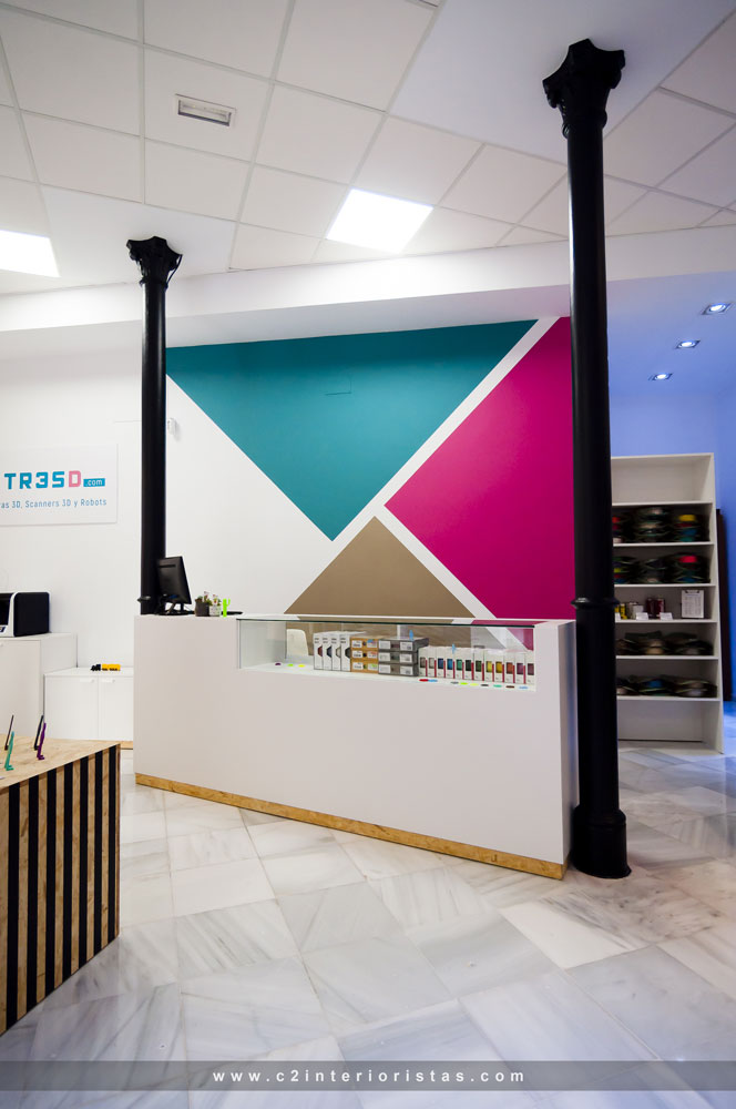 2017 年完成的 TR3SD 3D 打印机商店室内设计-6