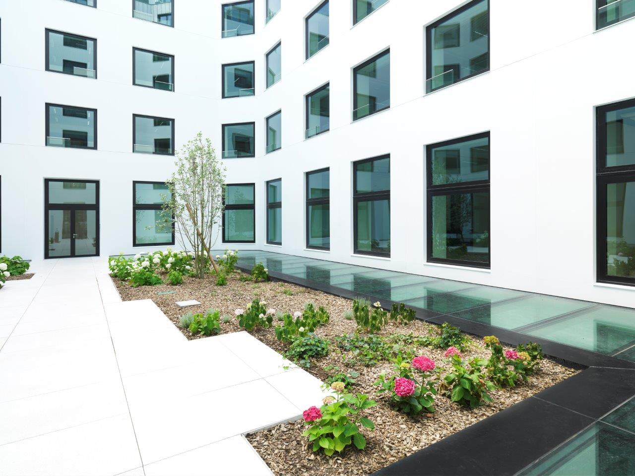 巴黎 COUR AMSTERDAM 建筑的现代与传统完美结合-2