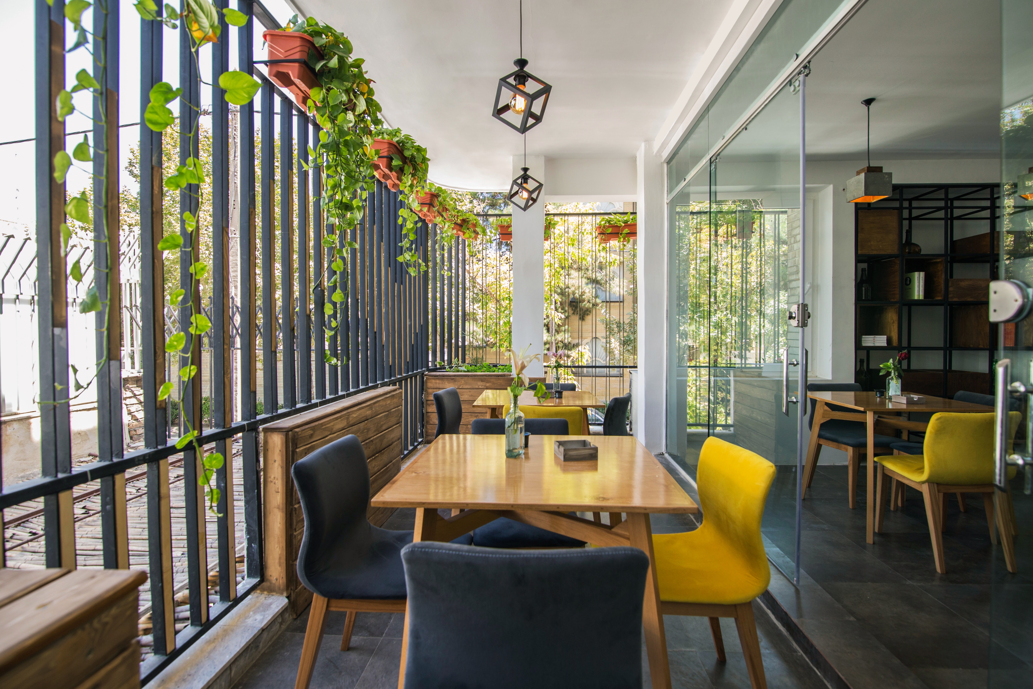 2017 年完成的 Cafe Blanche 室内设计案例-13