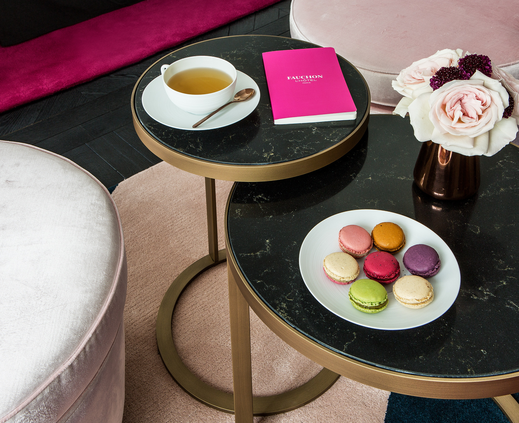巴黎馥颂酒店 | 粉色与黑色演绎的法式浪漫-39