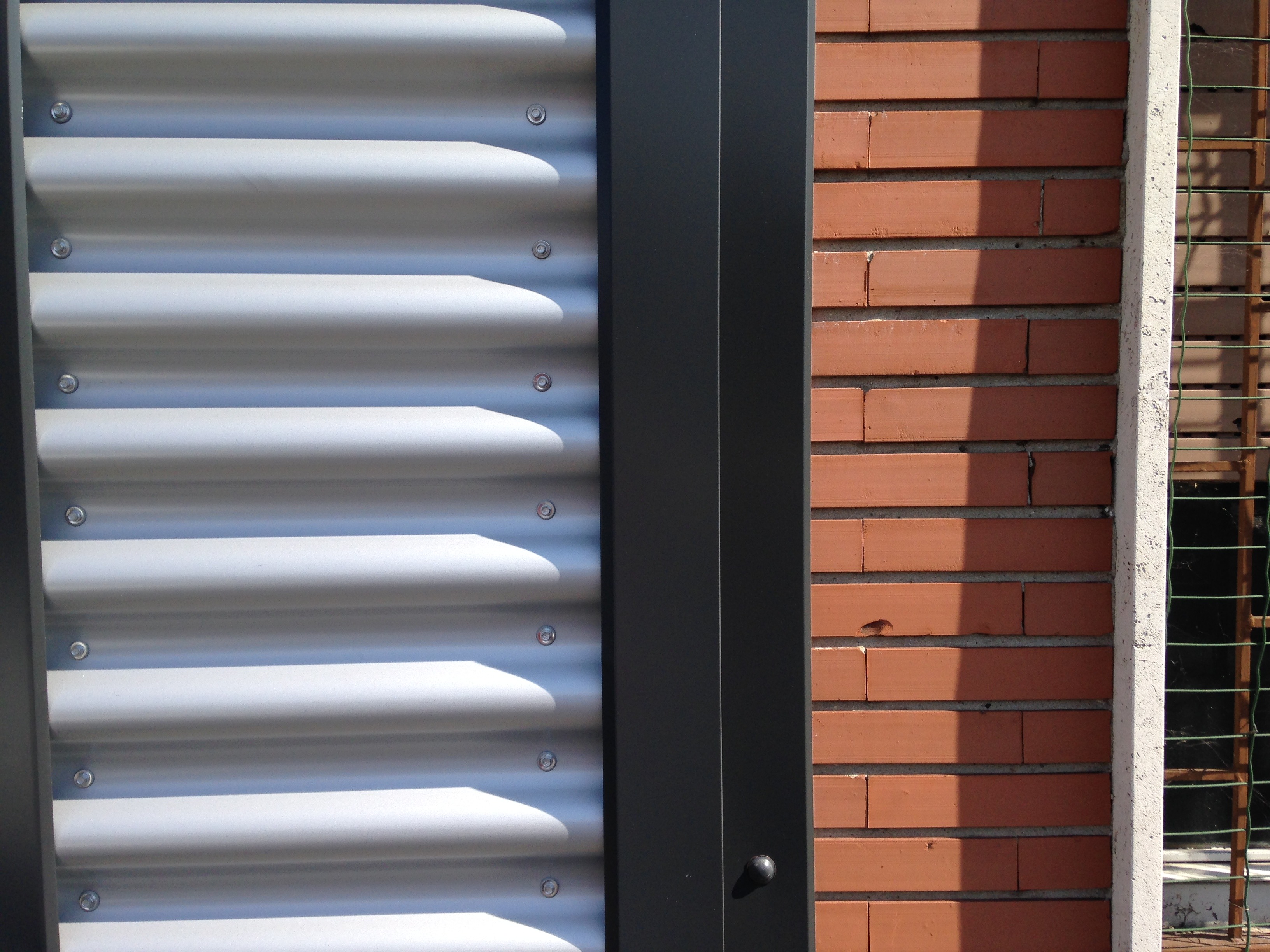 波浪铝板翻新旧厂房 打造现代办公空间-14