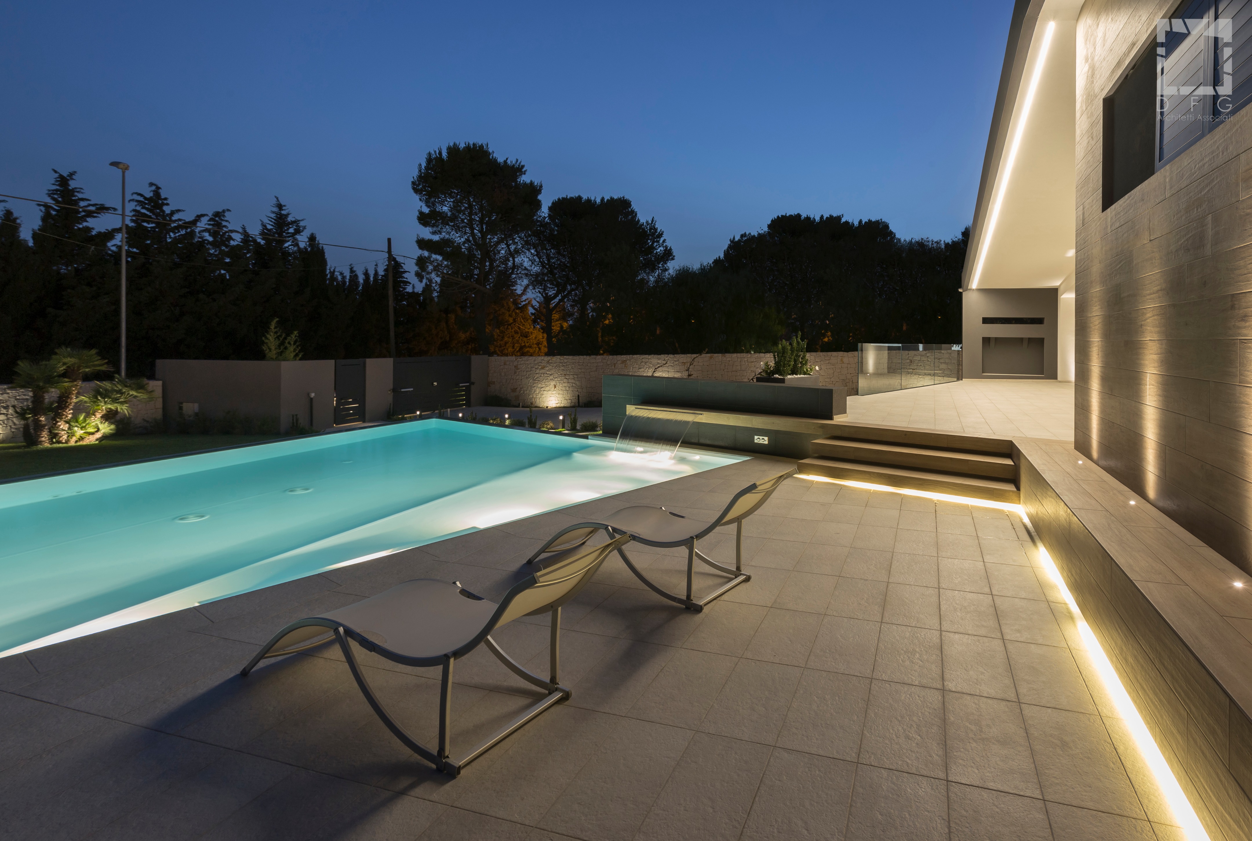 乡间别墅的屋顶奇观-25