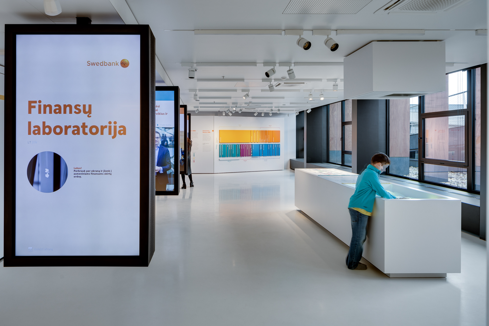 斯德哥尔摩银行 Vilnius 总部金融实验室-7