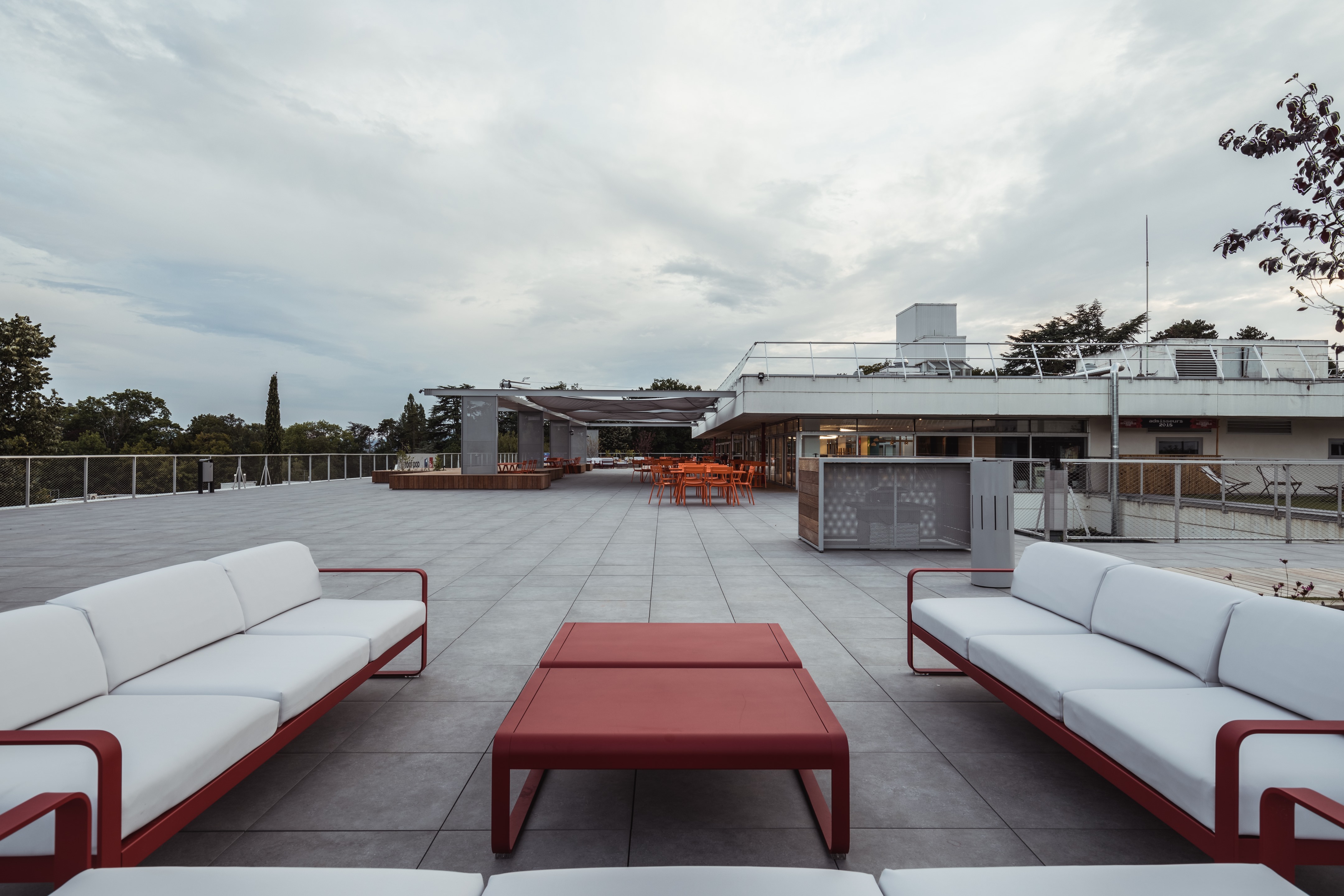 EM Lyon 商学院屋顶露台改造-7