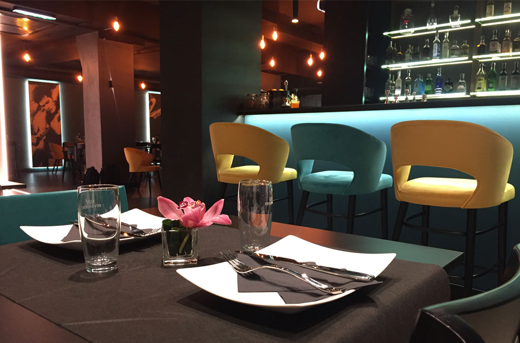 地下音乐餐厅的逆袭-13