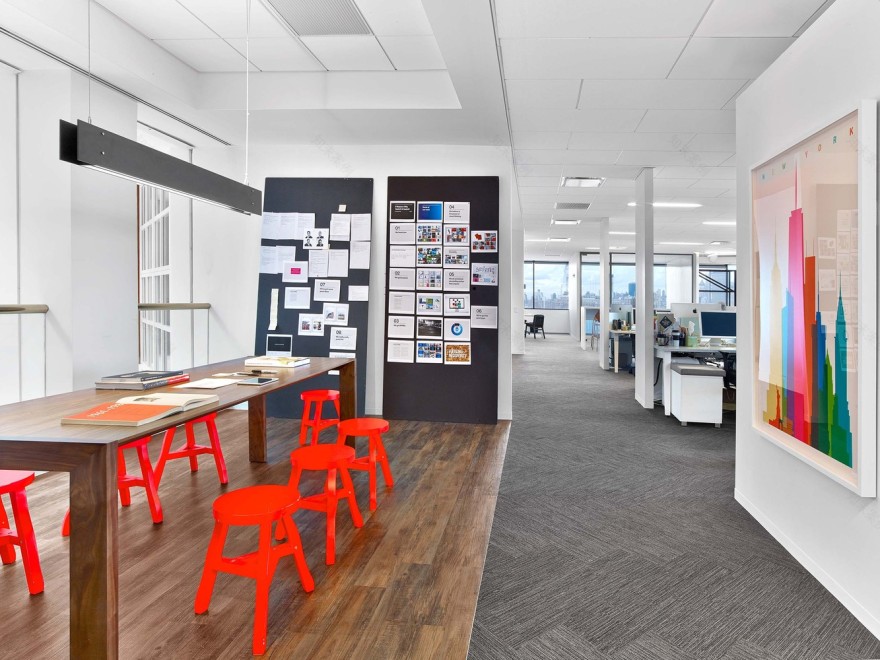 Saatchi 纽约办公室的创意枢纽-26
