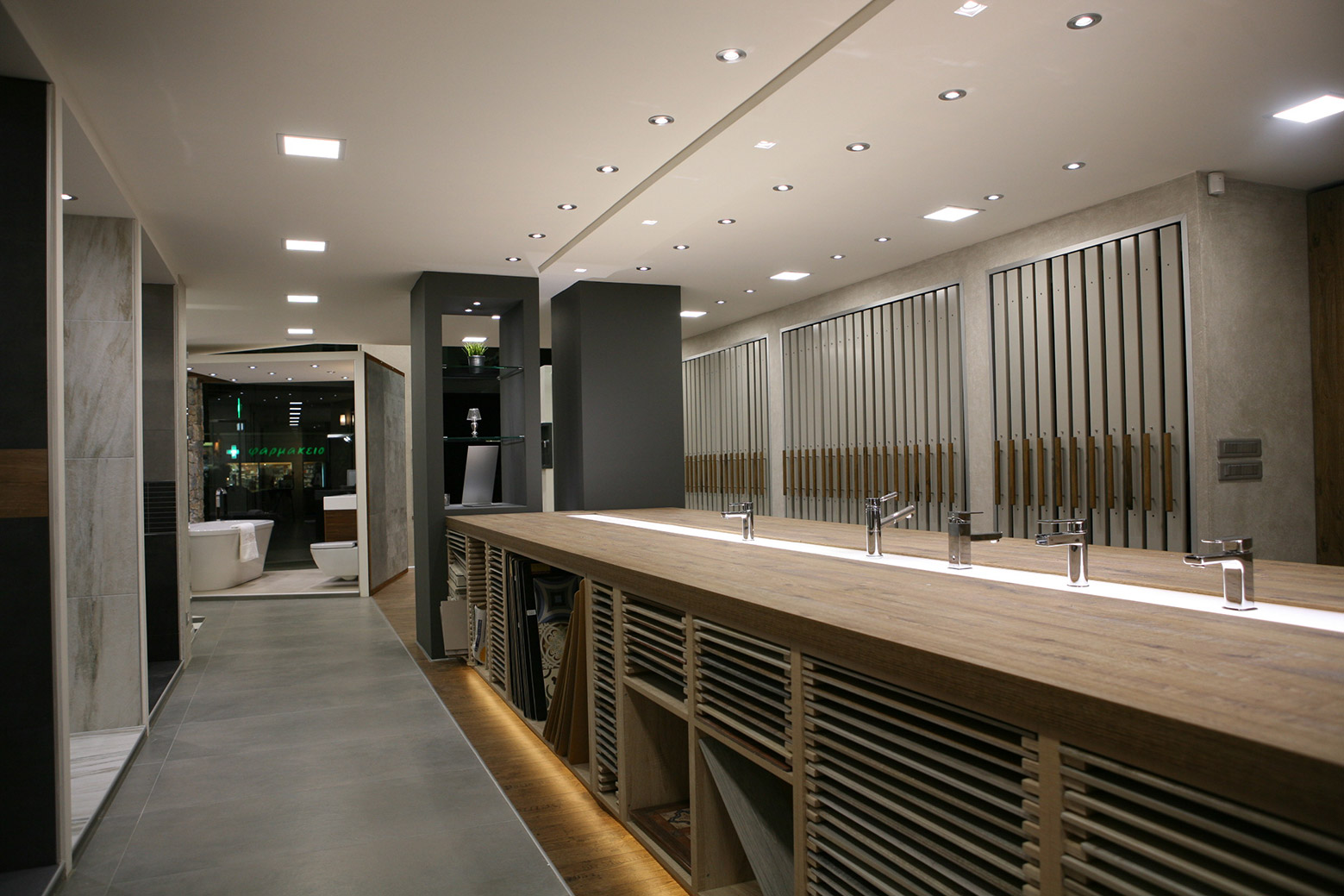 简约风格卫浴展示厅-38