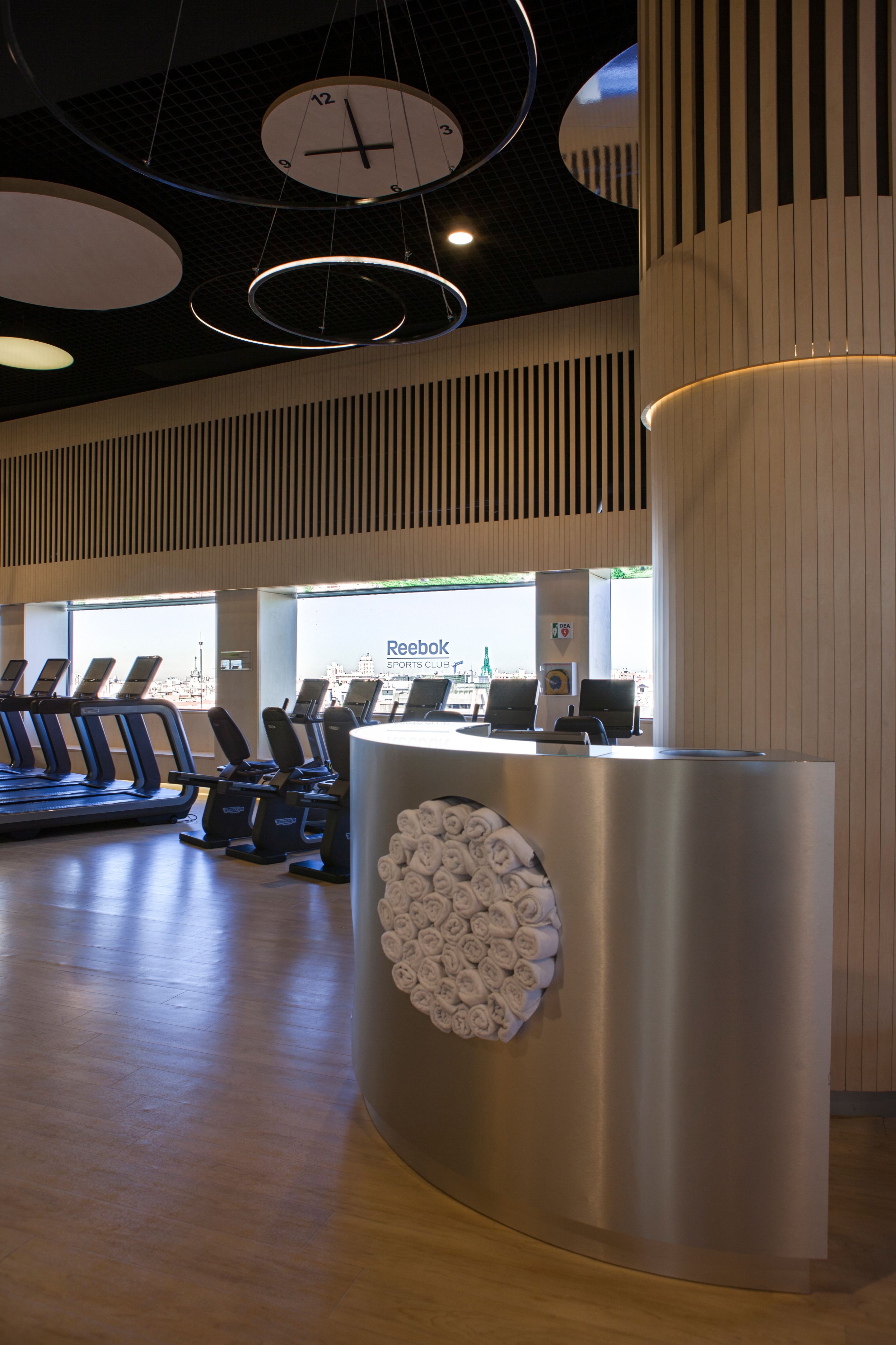 锐步运动俱乐部-9