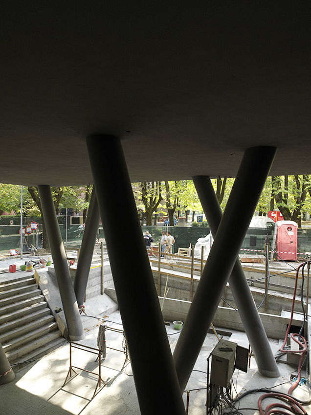 公园边的房子-5