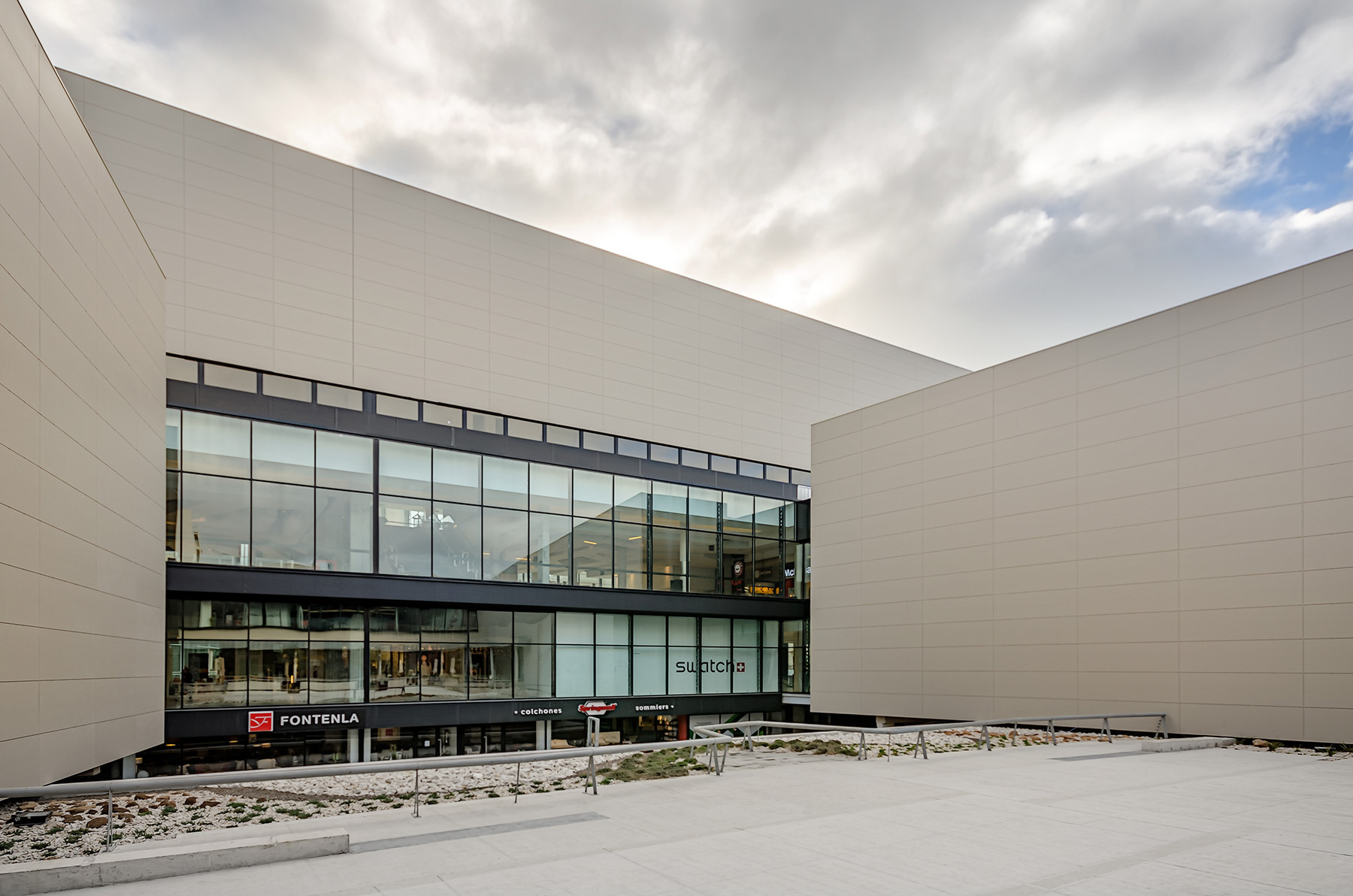 融合历史与现代的阿根廷马尔·德·普拉塔文化购物中心-9